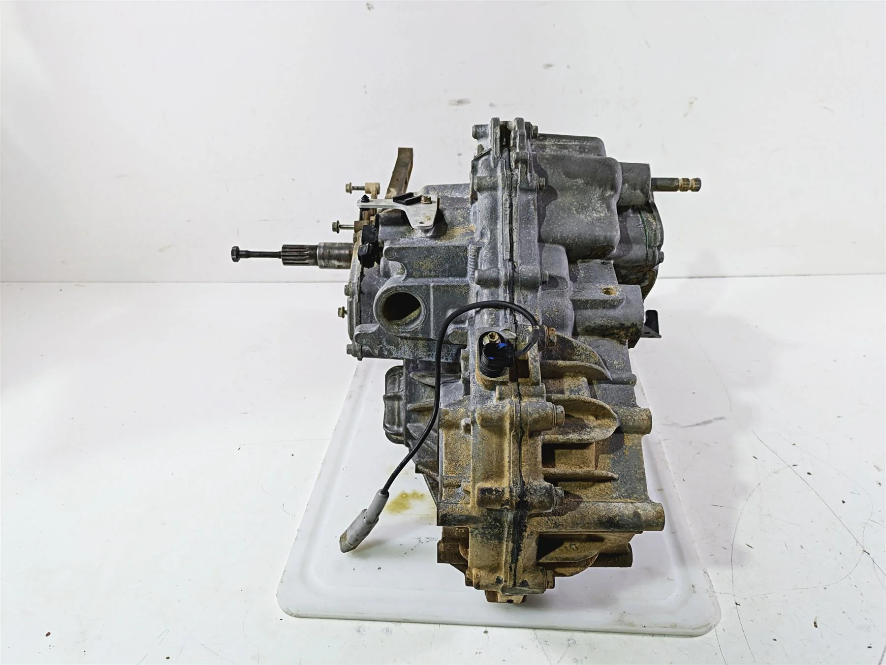 2019 Can Am Maverick X3 XRS Turbo R Transmission Gear Box 1k Only 420686506 - Image 2