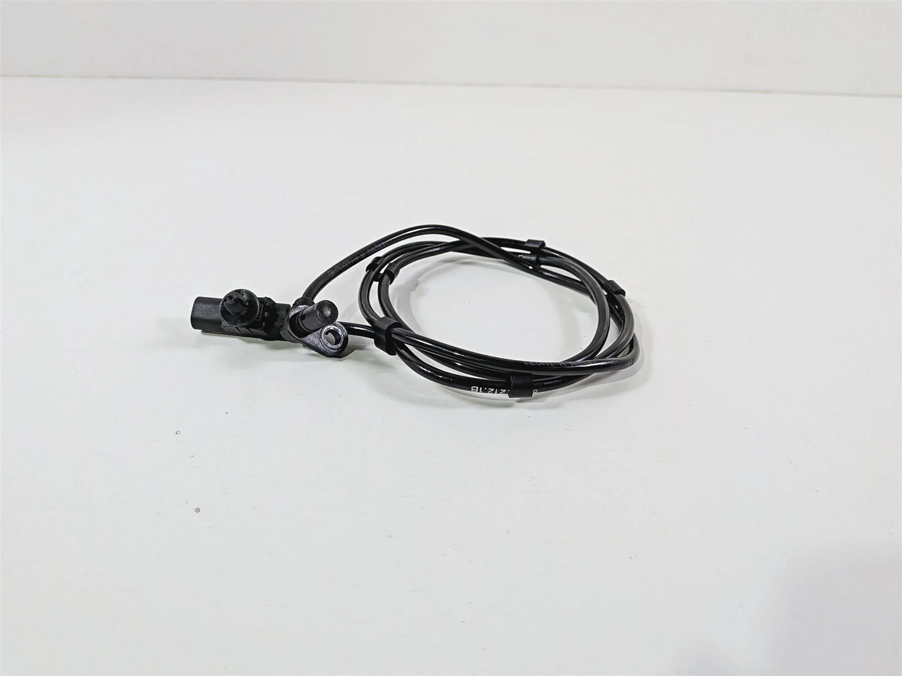 2019 Ducati 959 Panigale Bosch Rear Abs Brake Wheel Speed Sensor 55212121B - Image 2