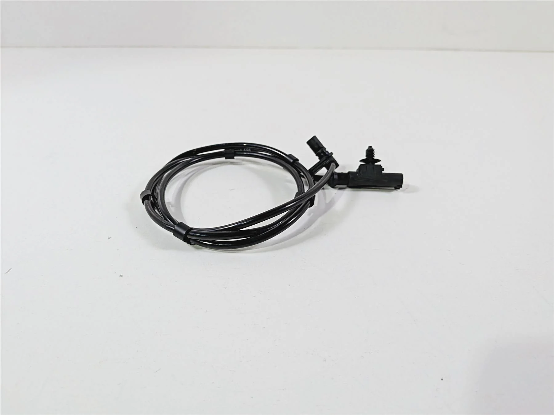 2019 Ducati 959 Panigale Bosch Rear Abs Brake Wheel Speed Sensor 55212121B - Image 4