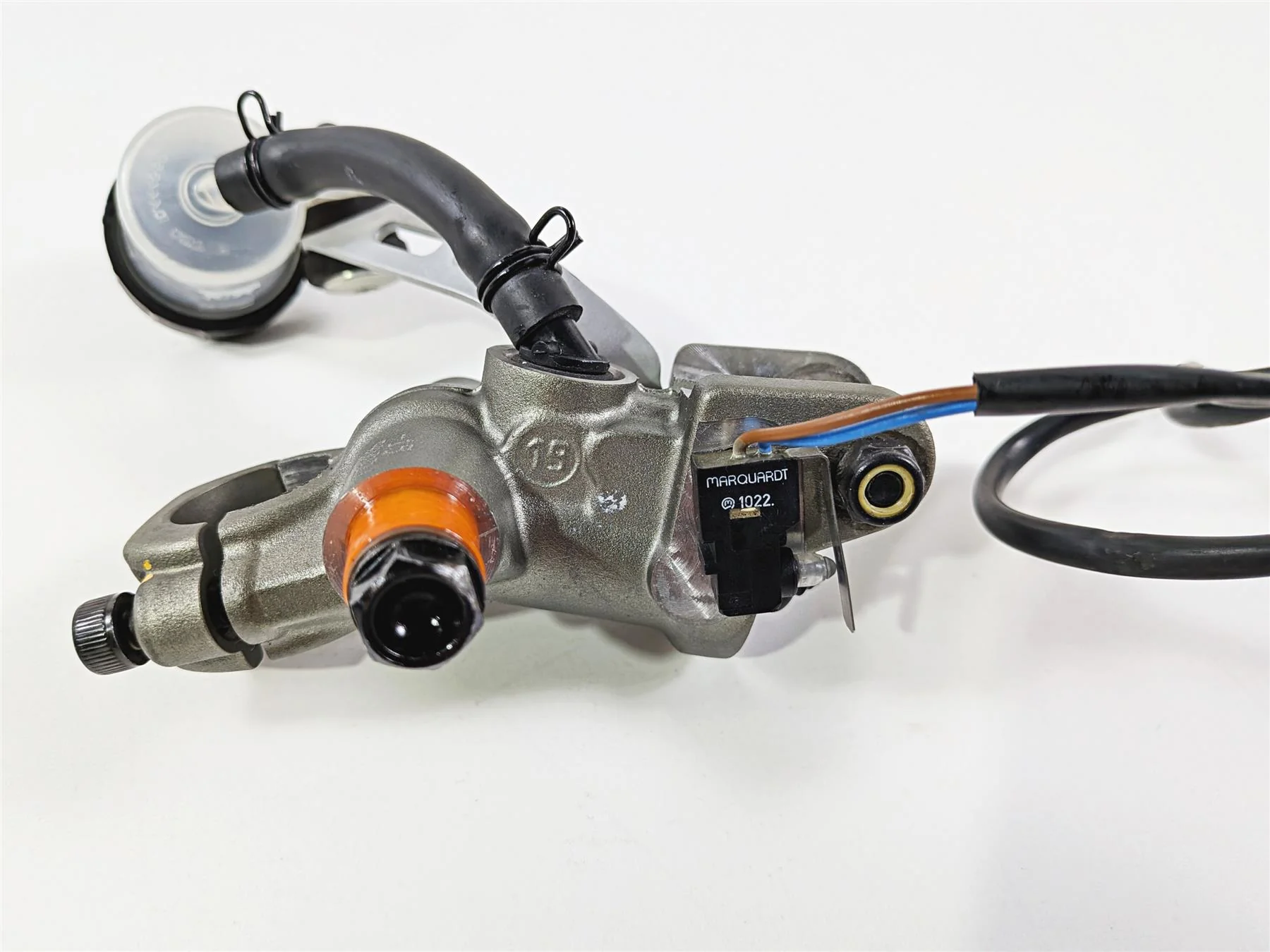 2019 Ducati 959 Panigale Brembo Radial Clutch Master Cylinder 63040603B - Image 7
