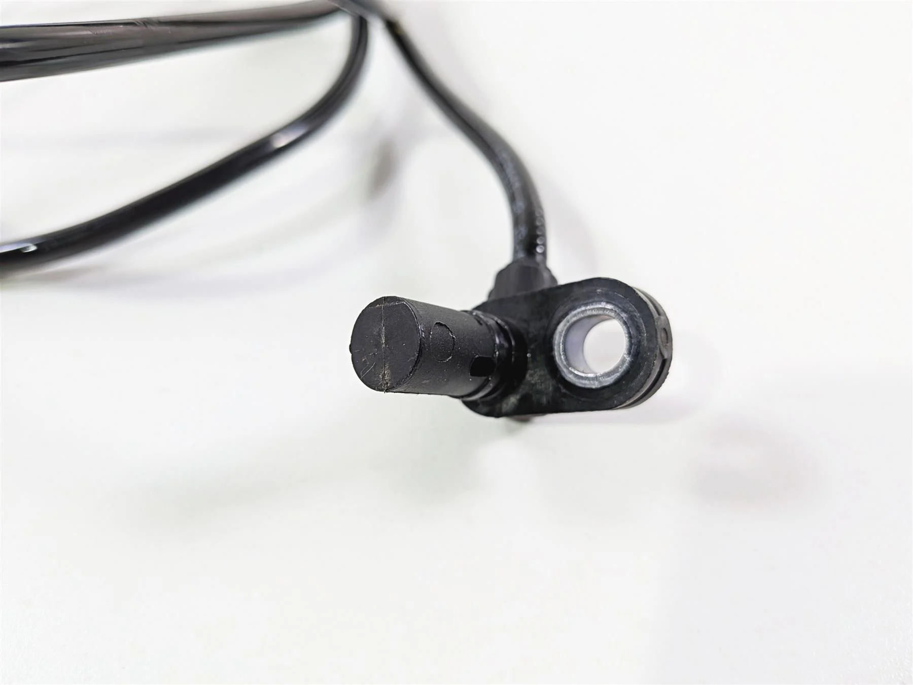 2019 Ducati 959 Panigale Front Abs Brake Wheel Speed Sensor 55212111B - Image 11