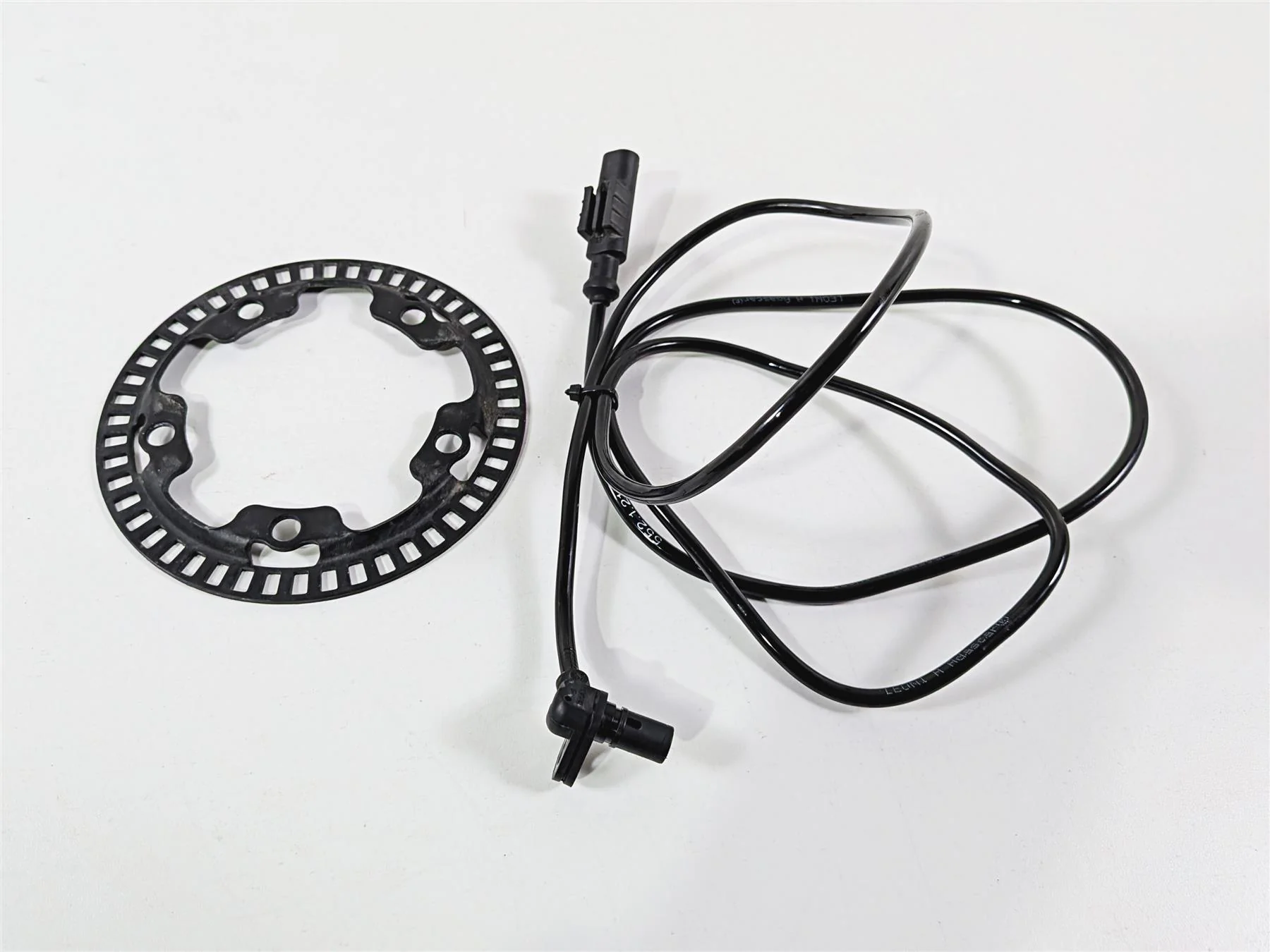 2019 Ducati 959 Panigale Front Abs Brake Wheel Speed Sensor 55212111B - Image 12