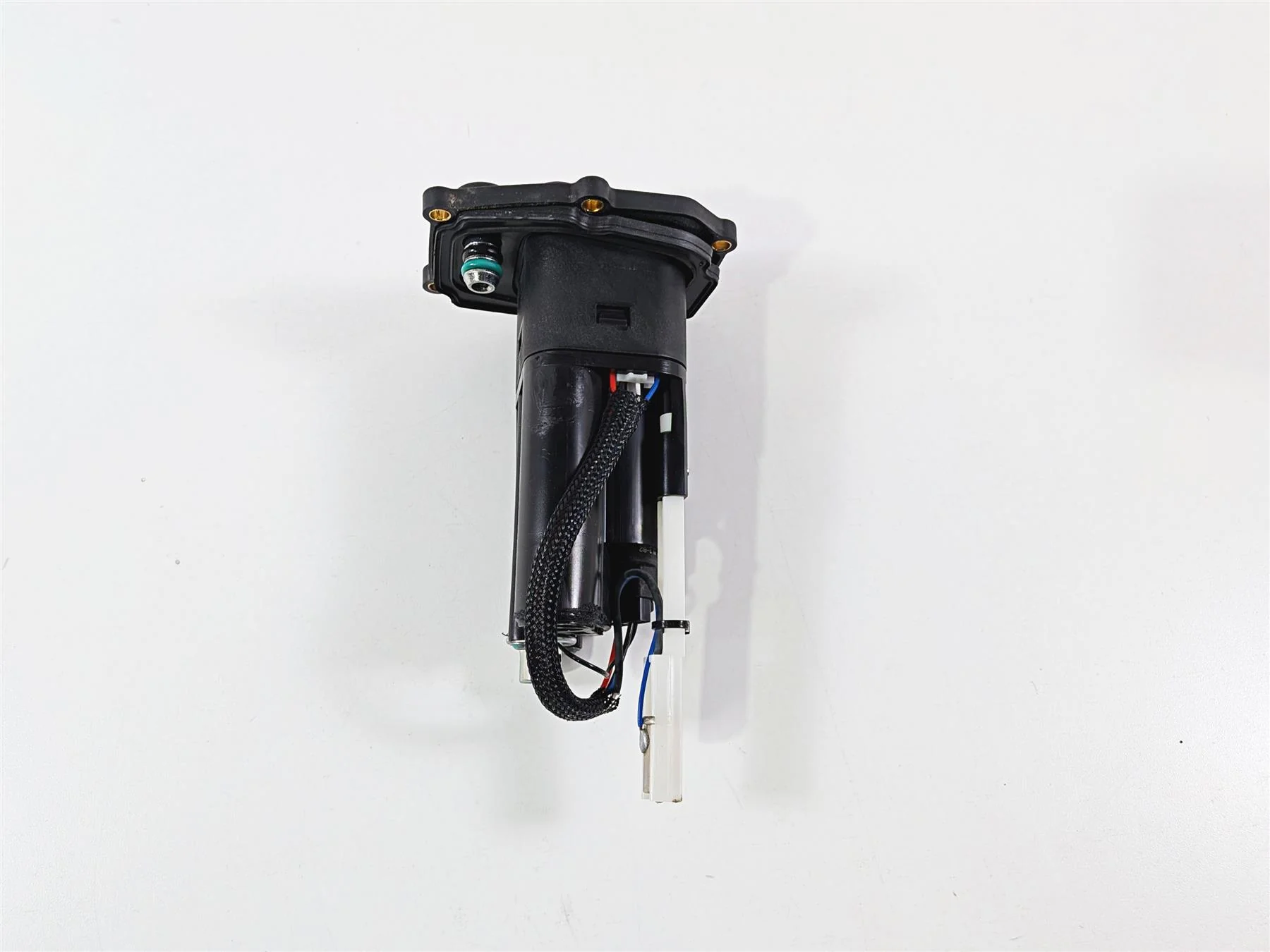 2019 Ducati 959 Panigale Fuel Gas Petrol Pump - Tested - Read 16024272A - Image 6