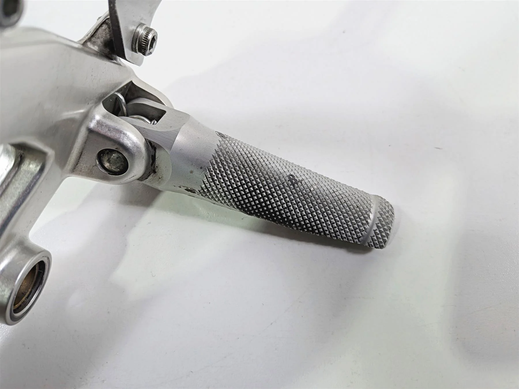 2019 Ducati 959 Panigale Left Frame Mount & Footpeg Set 8291E061AA 82424631AA - Image 10