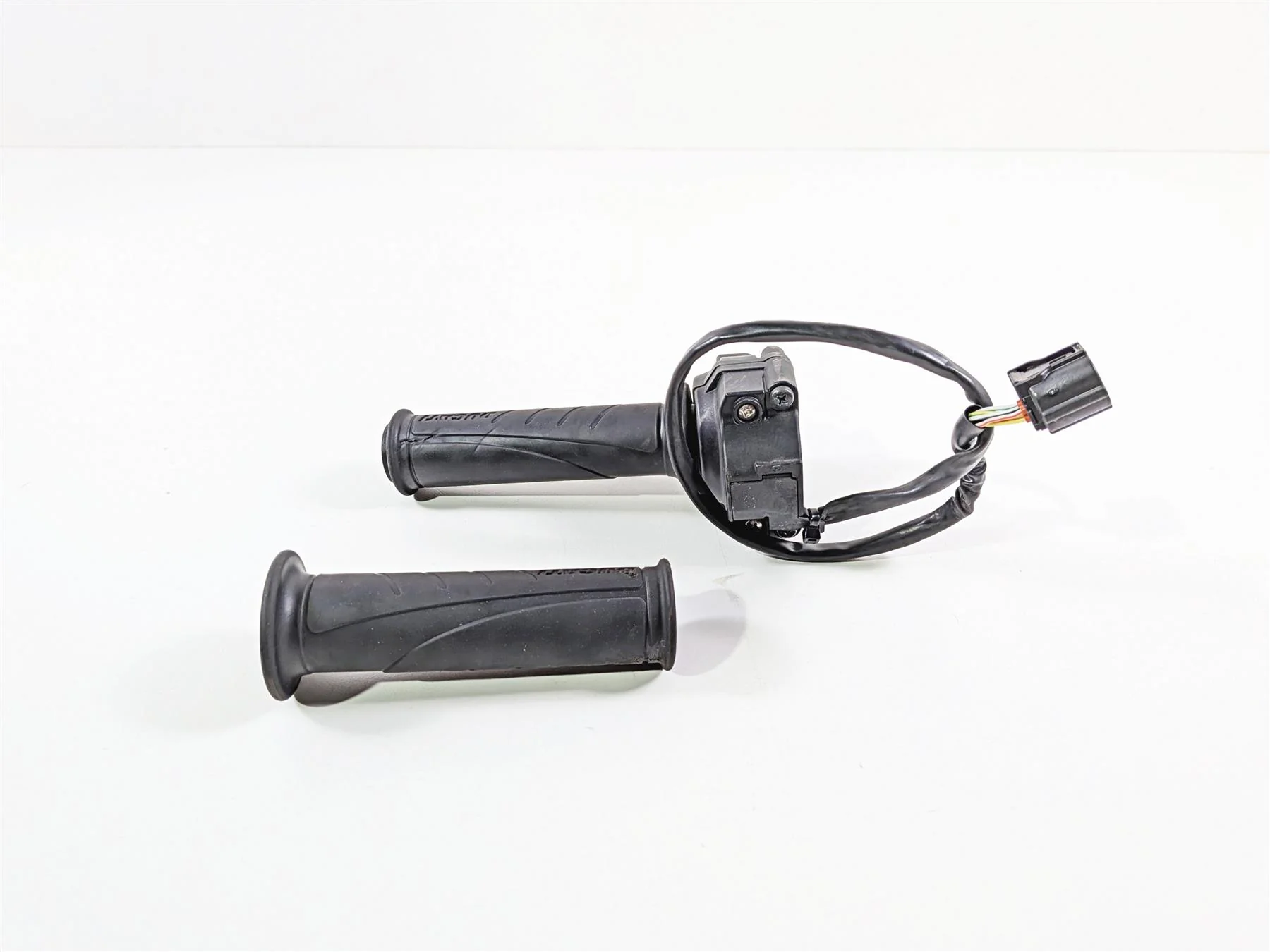 2019 Ducati 959 Panigale Ride Fly By Wire Throttle Set - Read 66020011B - Image 4