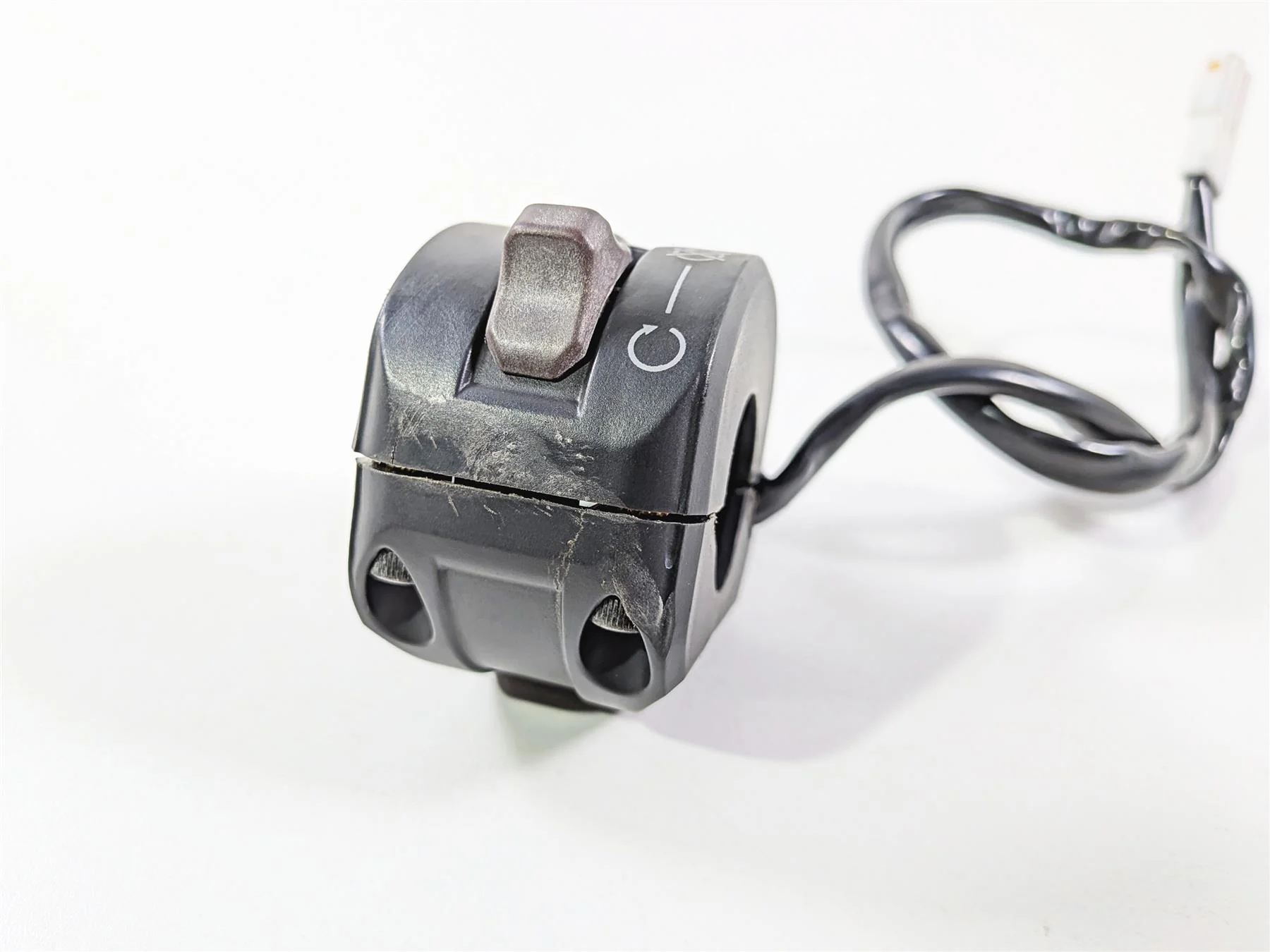 2019 Ducati 959 Panigale Right Hand Start Stop Control Switch - Read 65010094I - Image 8