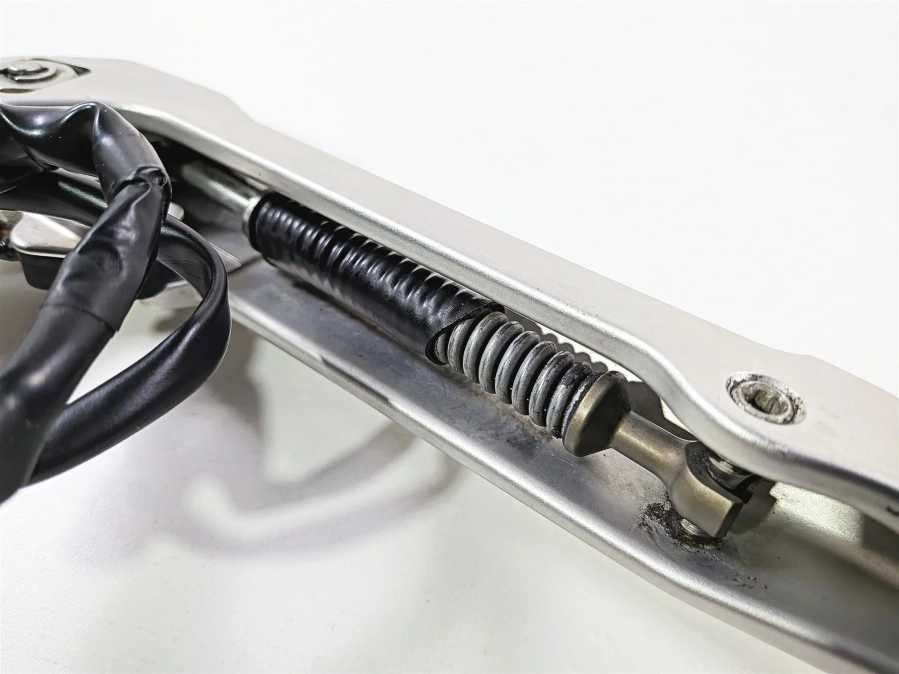2019 Ducati 959 Panigale Side Kickstand Kick Stand + Switch 55611132AA - Image 9