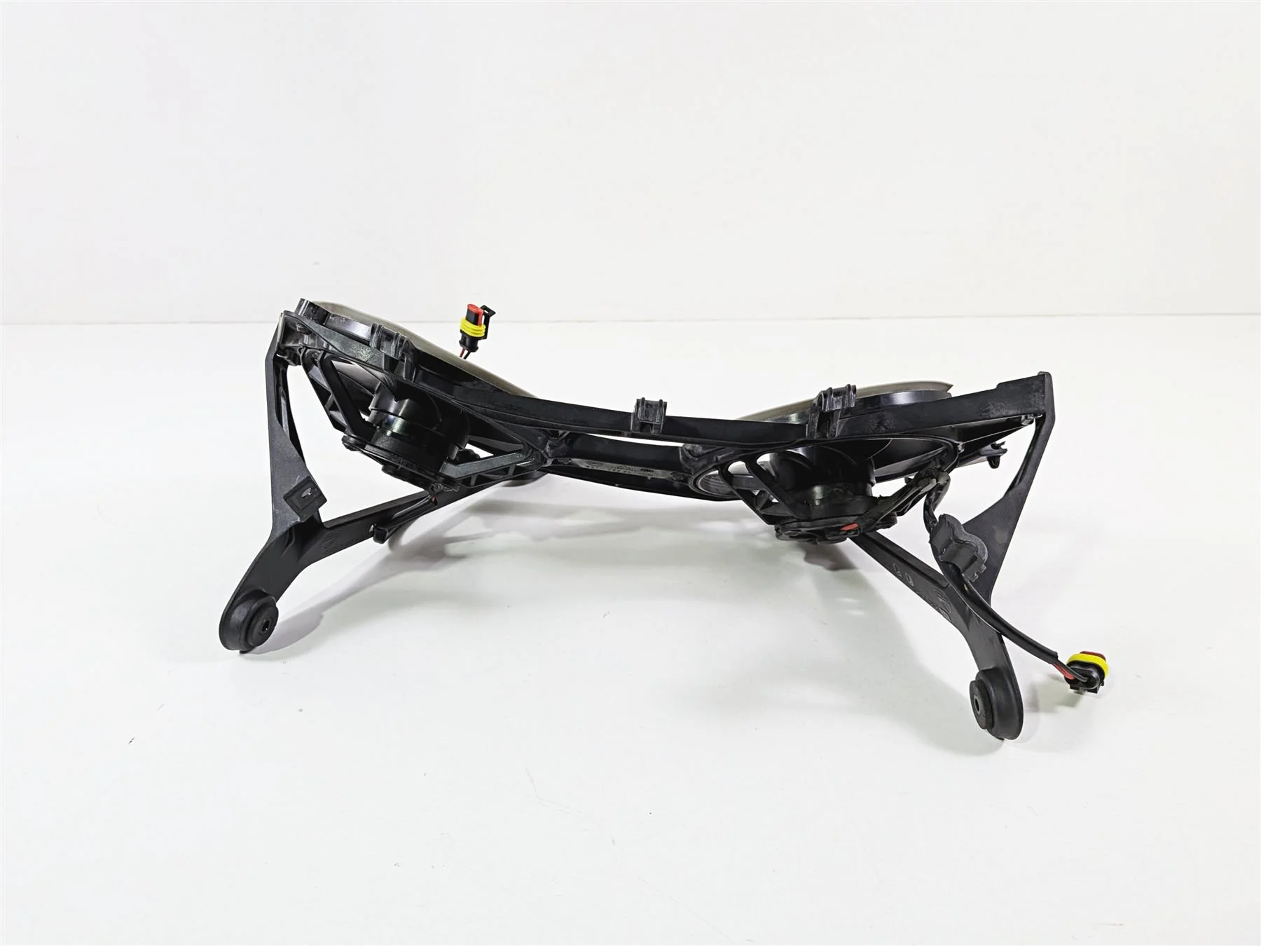 2019 Ducati Panigale V4S V4 S Corse Coolant Fan & Bracket Mount Set 55040311A - Image 5