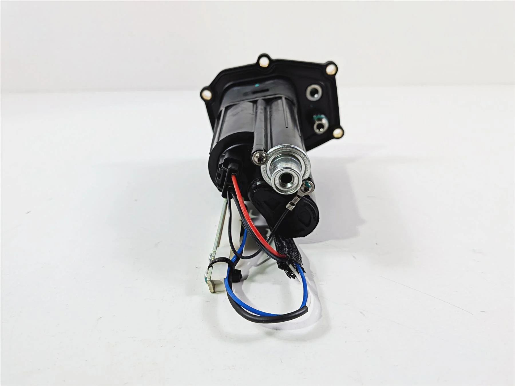 2019 Ducati Panigale V4S V4 S Corse Fuel Gas Petrol Pump 1K - Tested 16024371A - Image 5
