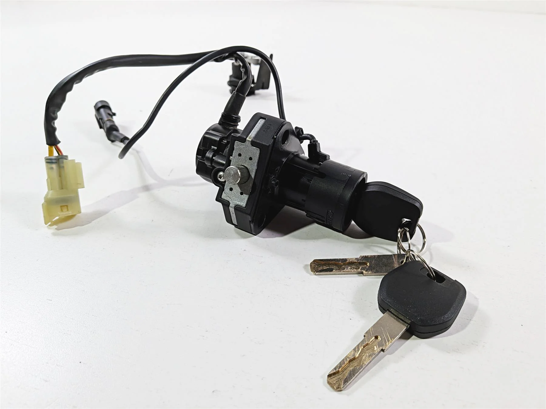 2019 Ducati Panigale V4S V4 S Corse Ignition Switch Key Lock Set 59822131B - Image 9