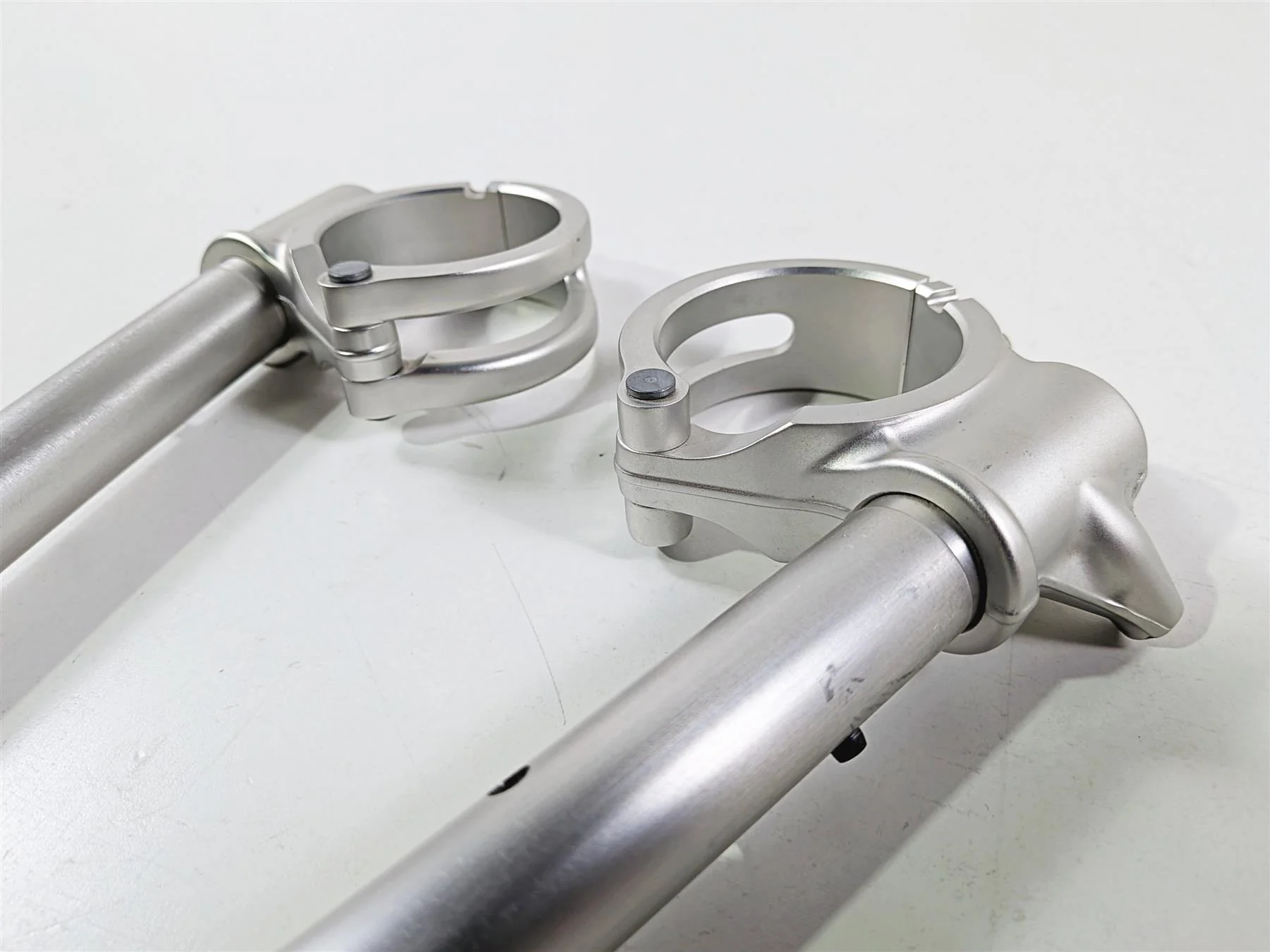 2019 Ducati Panigale V4S V4 S Corse Left Right Clip On Handlebar Set 6992A051A - Image 13