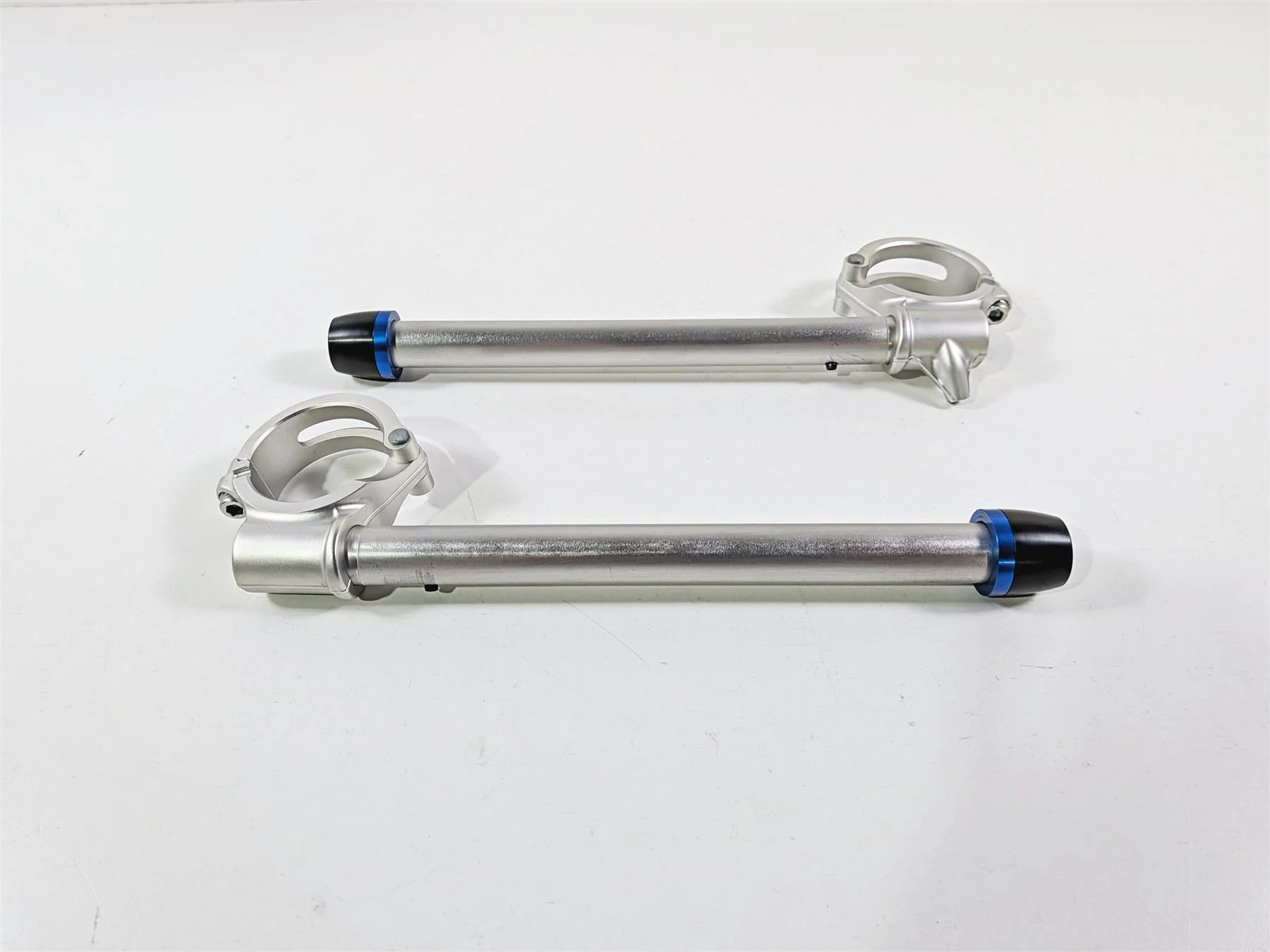 2019 Ducati Panigale V4S V4 S Corse Left Right Clip On Handlebar Set 6992A051A - Image 4