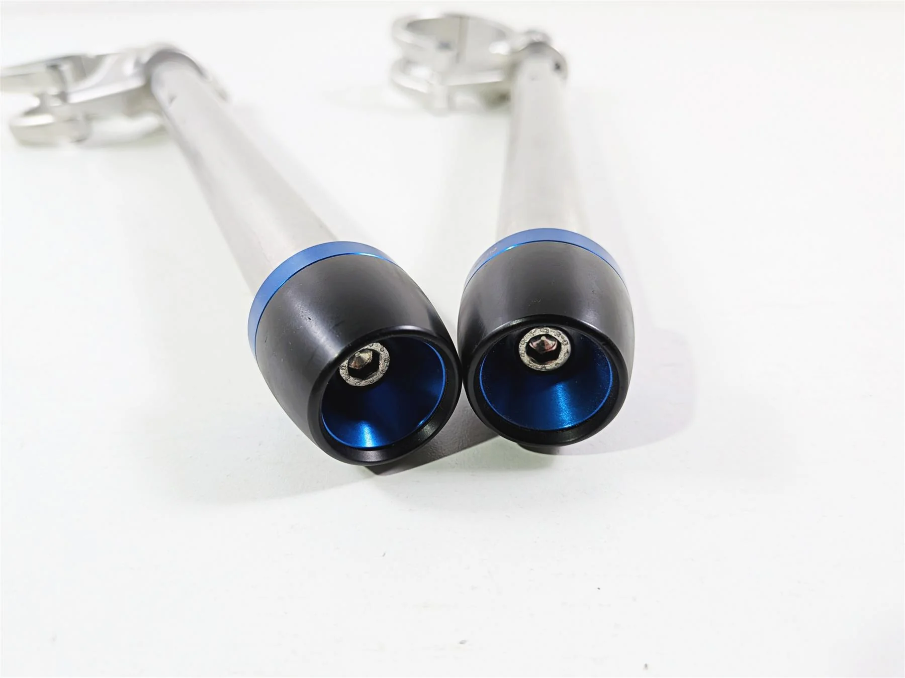 2019 Ducati Panigale V4S V4 S Corse Left Right Clip On Handlebar Set 6992A051A - Image 9