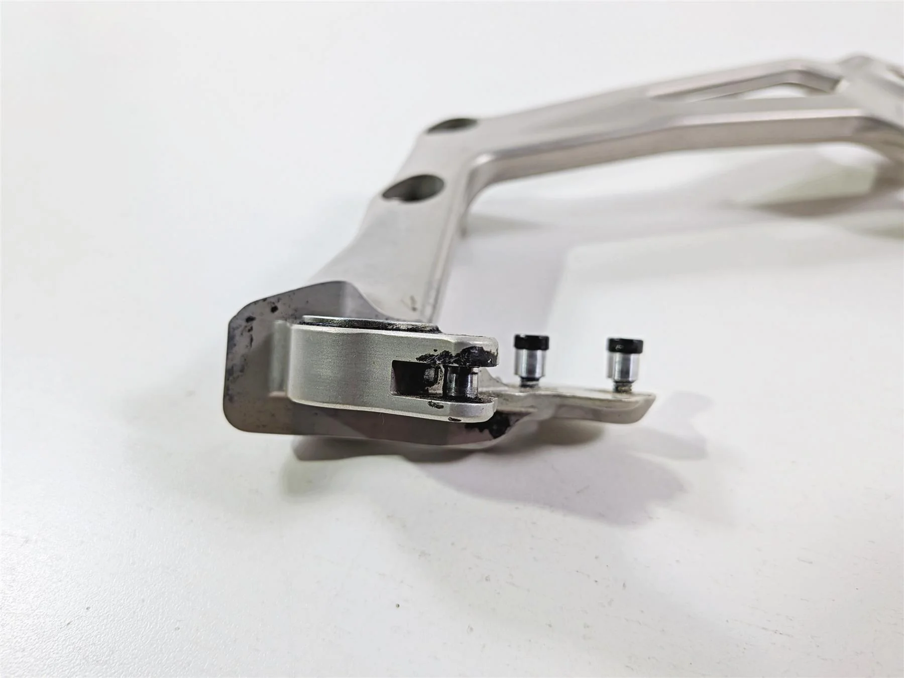 2019 Ducati Panigale V4S V4 S Corse Left Swingarm Frame To Peg Mount 8291G831BA - Image 11