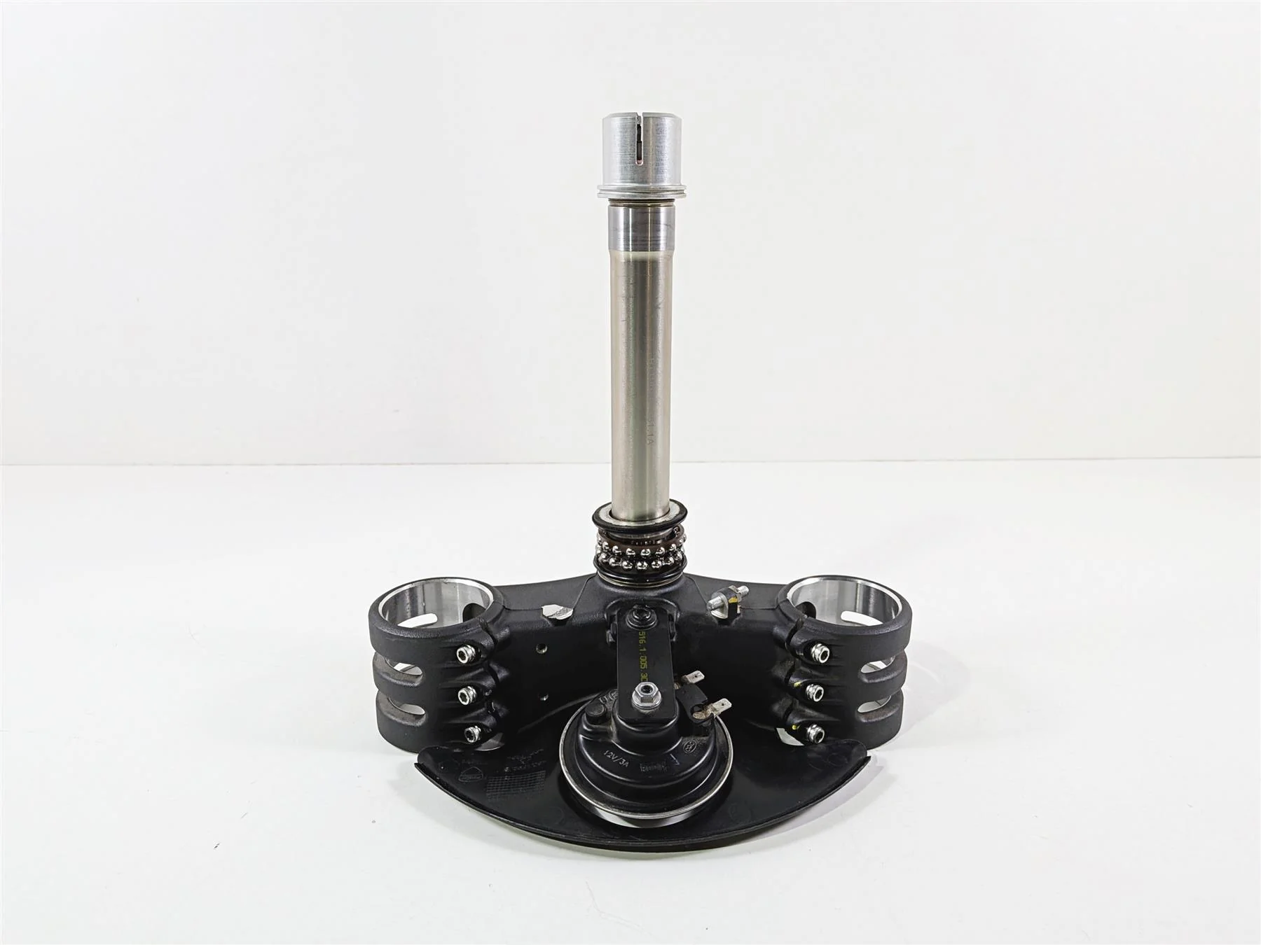 2019 Ducati Panigale V4S V4 S Corse Lower Triple Tree Ohlins -Read 34230691A - Image 4