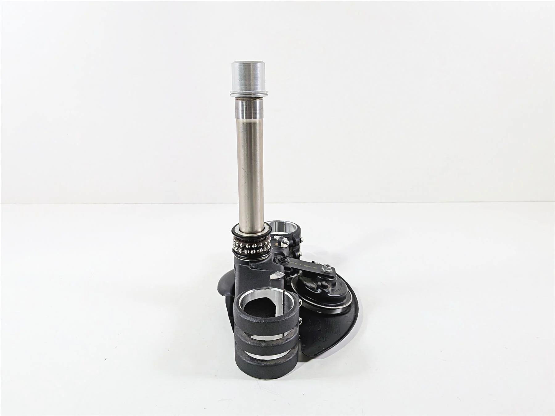 2019 Ducati Panigale V4S V4 S Corse Lower Triple Tree Ohlins -Read 34230691A - Image 5