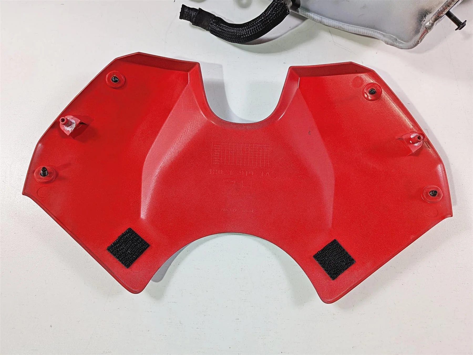 2019 Ducati Panigale V4S V4 S Corse Nice Fuel Gas Petrol Tank - No Scratch 58612621B - Image 14