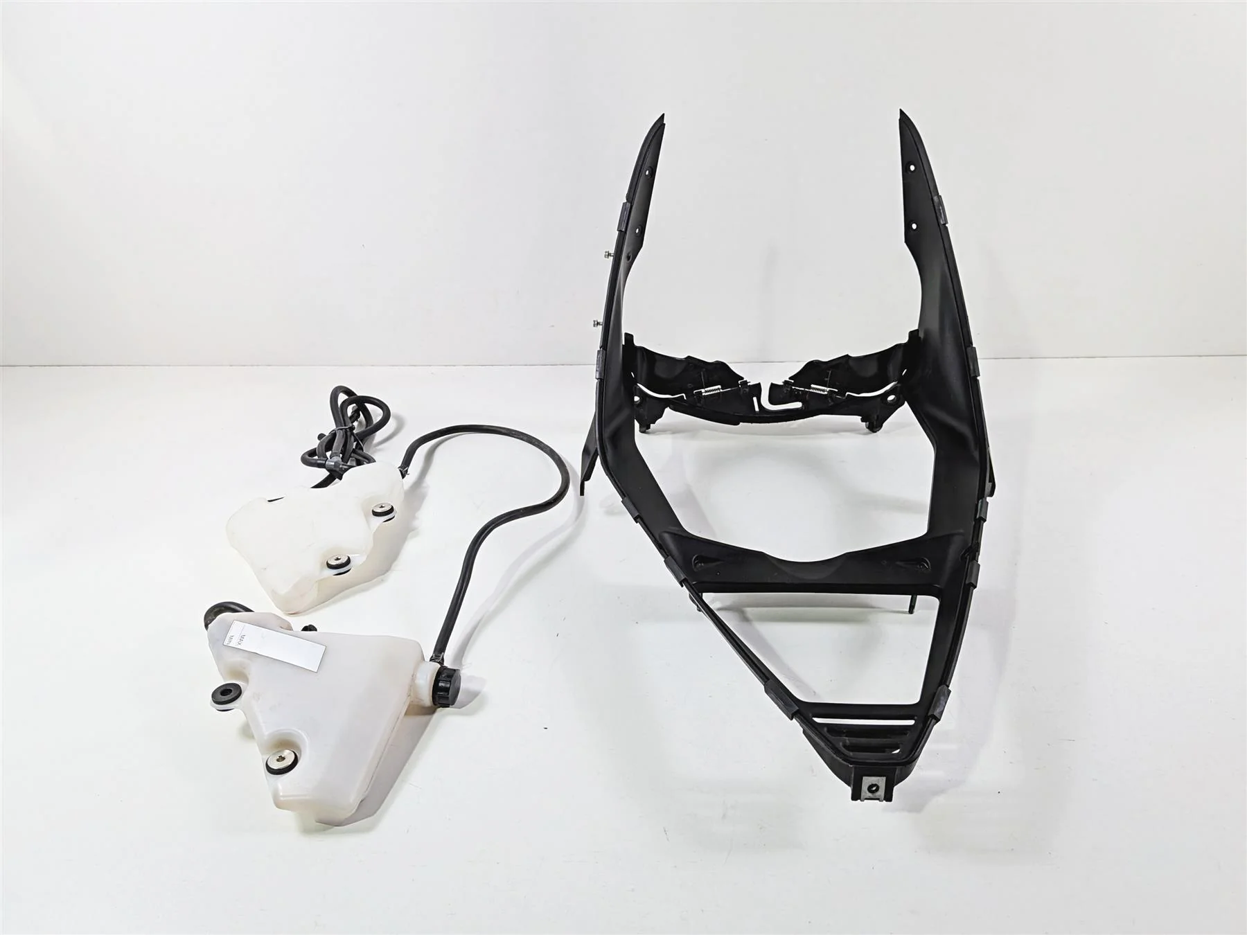 2019 Ducati Panigale V4S V4 S Corse Radiator Shroud & Reservoir Set 48411501C - Image 2