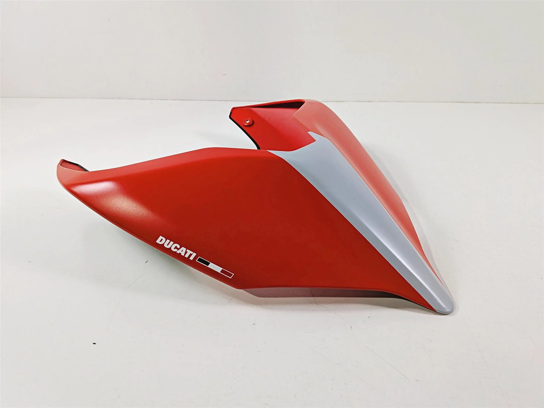 2019 Ducati Panigale V4S V4 S Corse Rear Center Tail Cover Fairing 48212451A