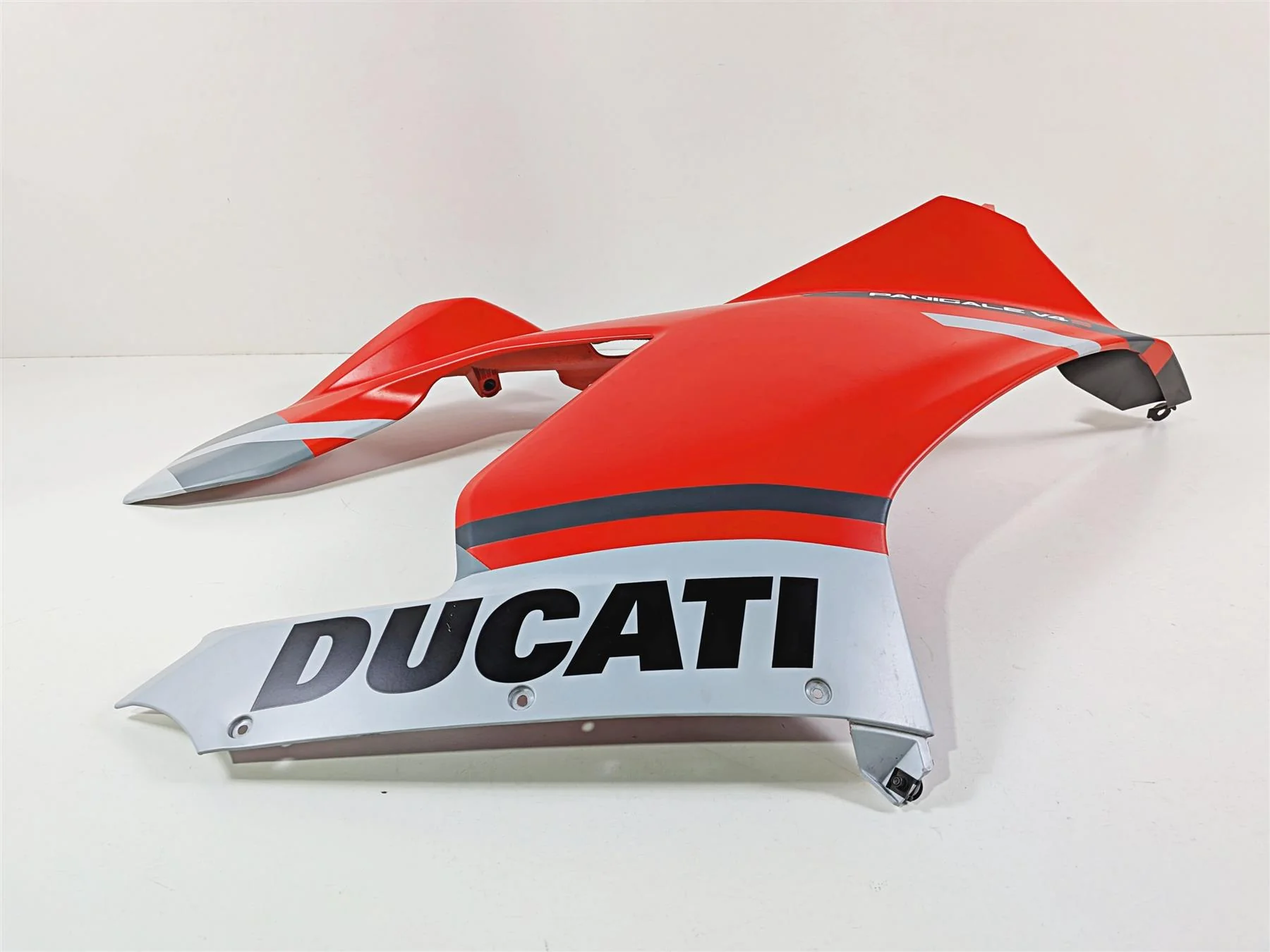2019 Ducati Panigale V4S V4 S Corse Right Upper Main Fairing Cover 48019172AA - Image 2