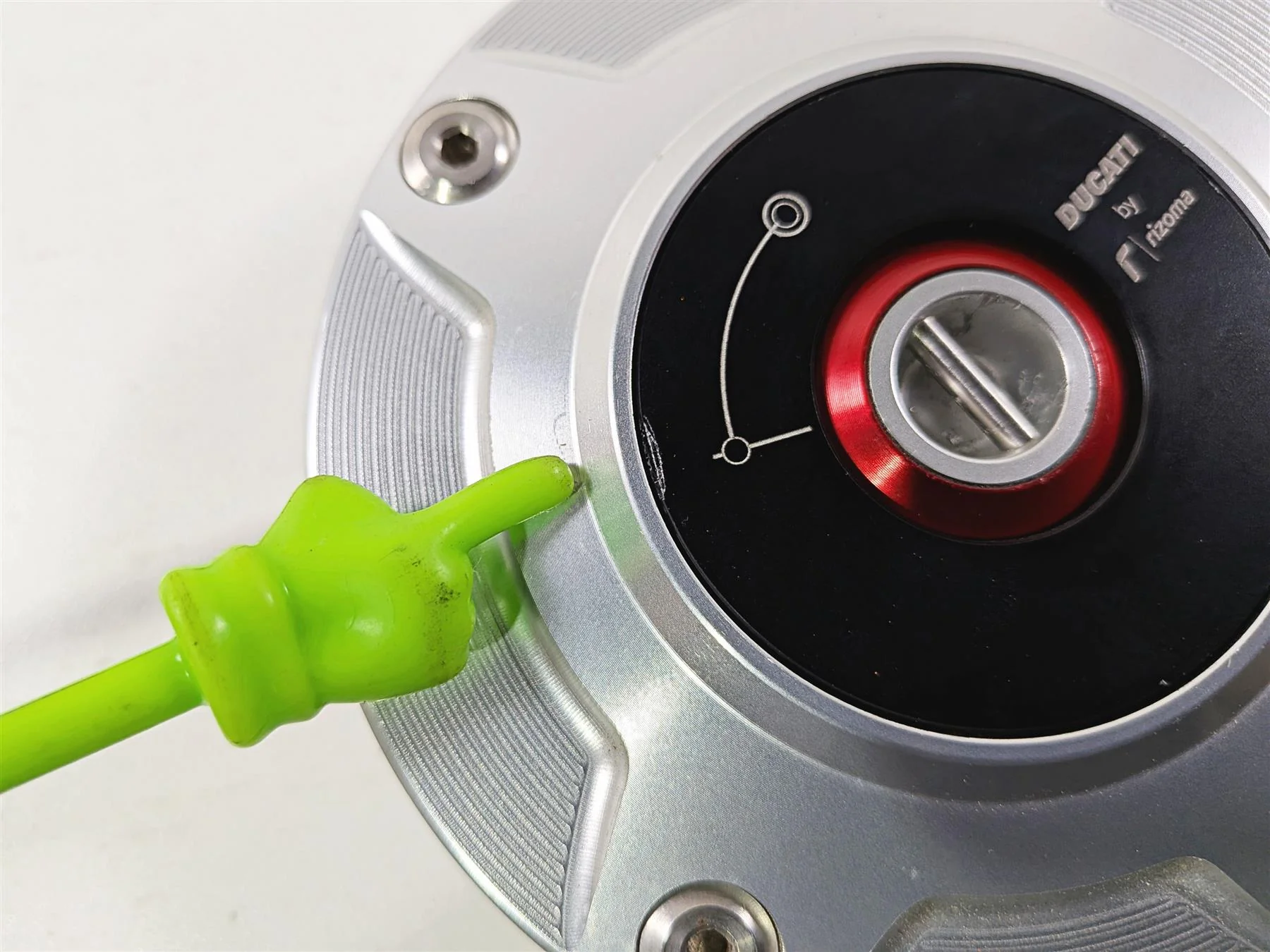 2019 Ducati Panigale V4S V4 S Corse Rizoma Fuel Gas Petrol Cap Lid DM-TF242-01 - Image 8