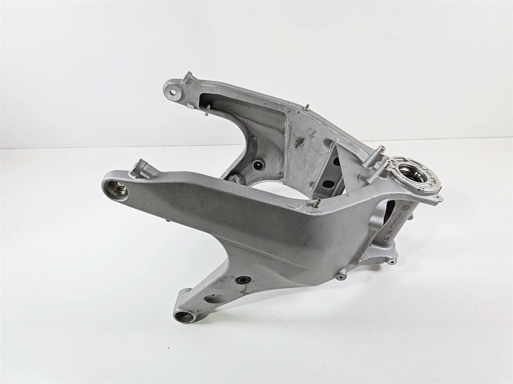 2019 Ducati Panigale V4S V4 S Corse Straight Main Frame Chassis TX*C 47023202AA - Image 3