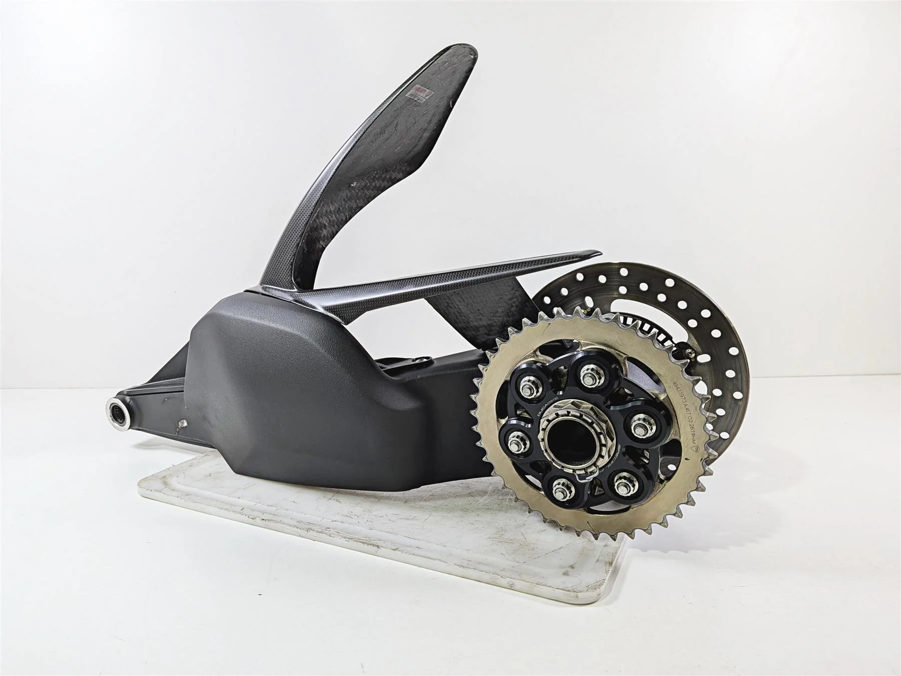 2019 Ducati Panigale V4S V4 S Corse Swingarm Rear Axle Carbon Fender 37032192B - Image 14