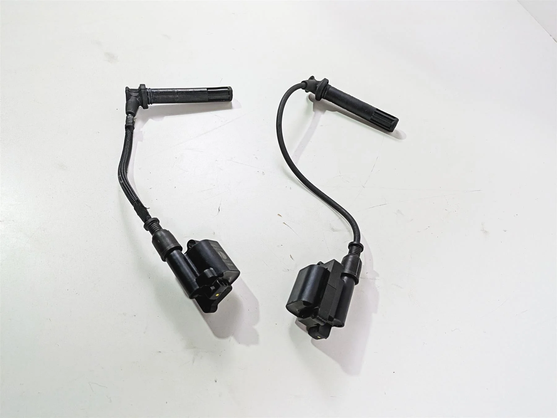 2019 Ducati Supersport 939 S Beru Ignition Coil Stick Coils Set 38010151A - Image 3