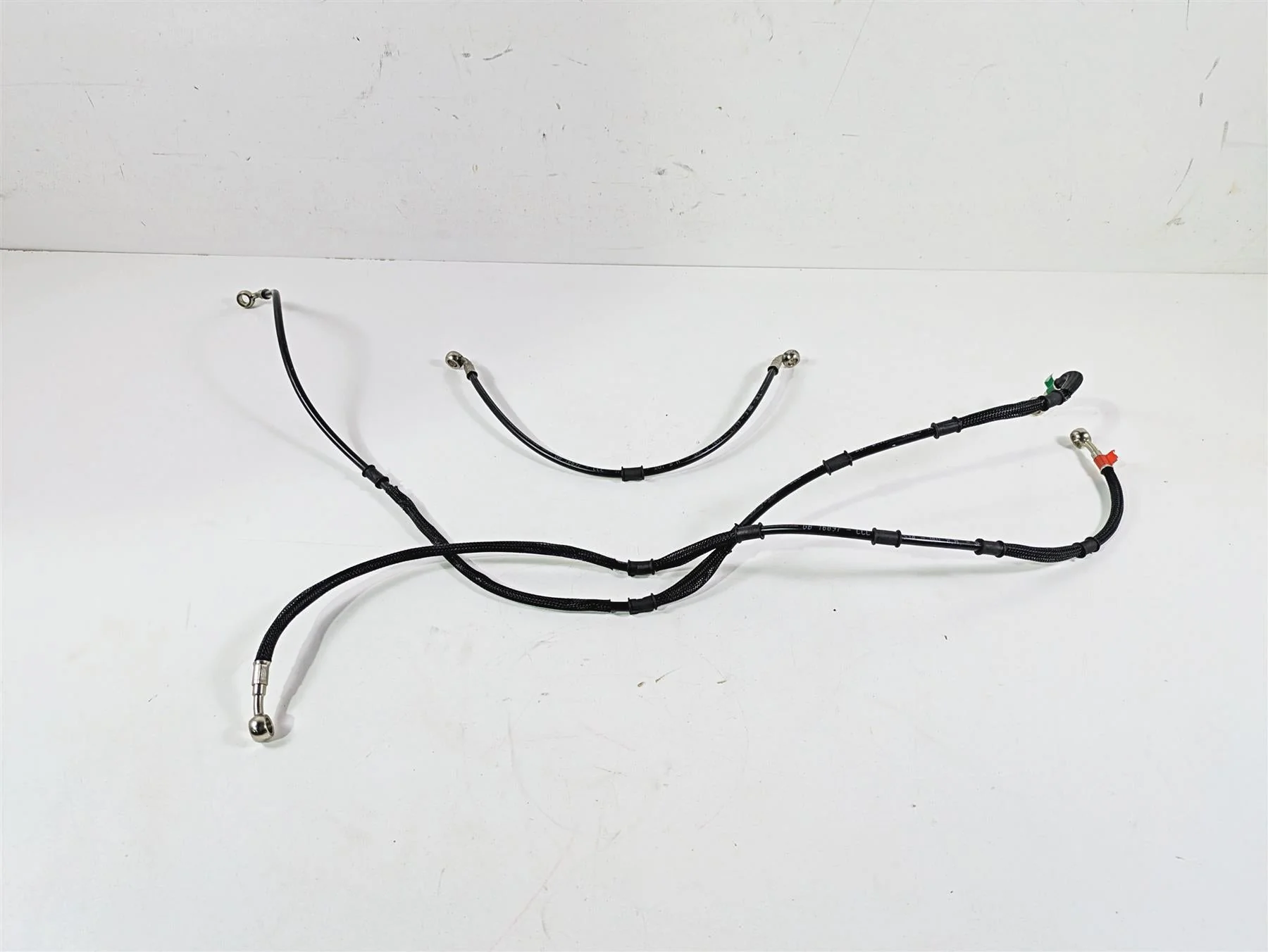 2019 Ducati Supersport 939 S Front Abs Brake Line Set 61811021C 61810961C