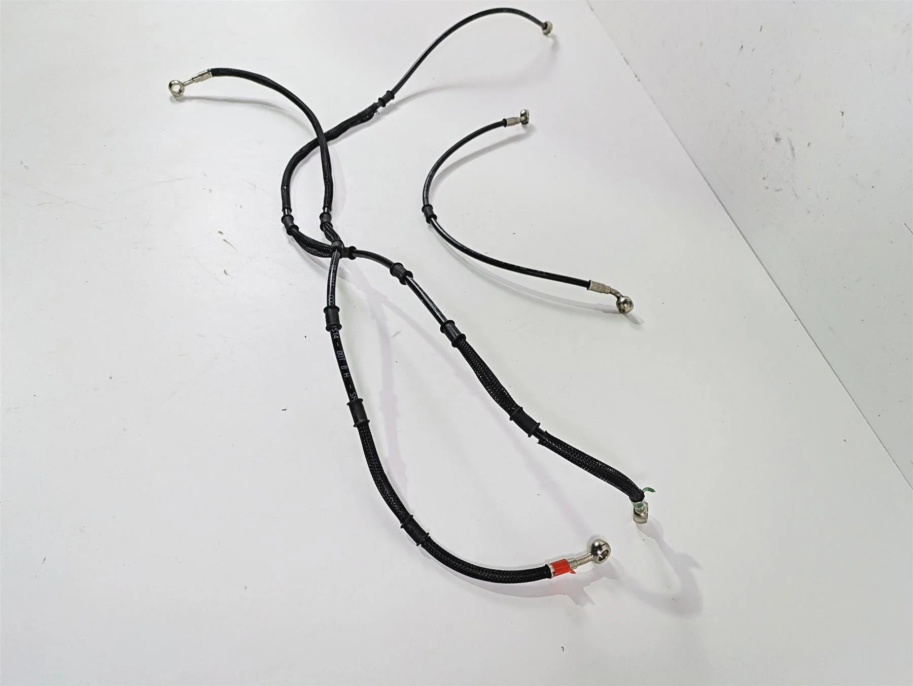 2019 Ducati Supersport 939 S Front Abs Brake Line Set 61811021C 61810961C - Image 3