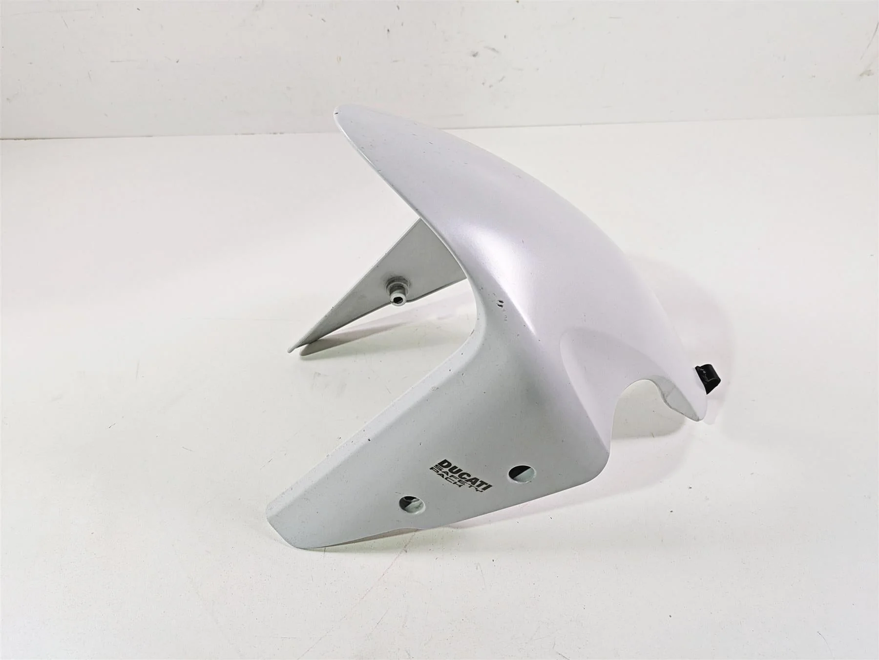 2019 Ducati Supersport 939 S Front Fender in White 564P6482A