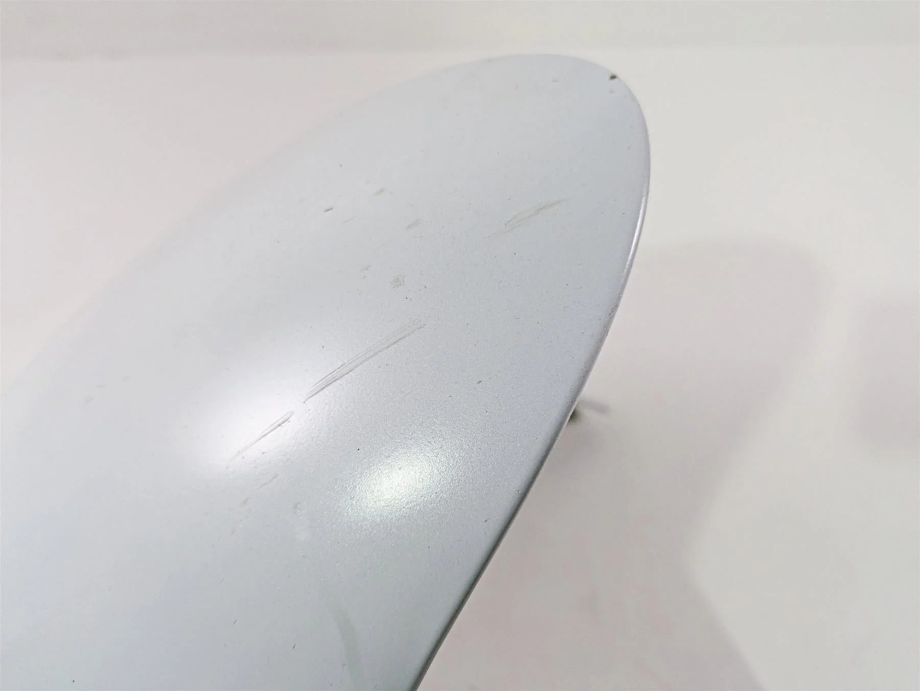 2019 Ducati Supersport 939 S Front Fender in White 564P6482A - Image 9