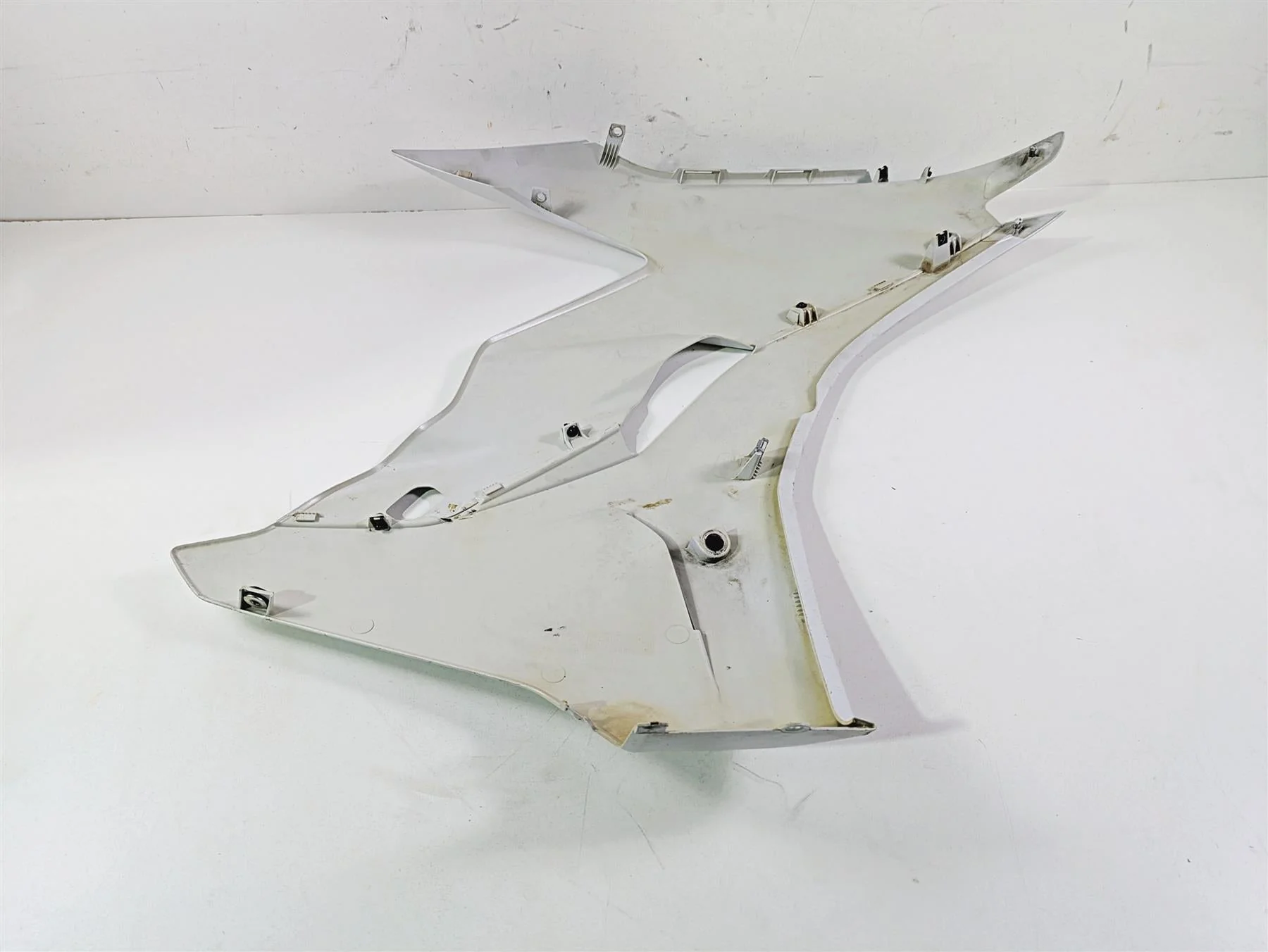 2019 Ducati Supersport 939 S Left Main Fairing Cover Set 48018841B 48018851B - Image 10