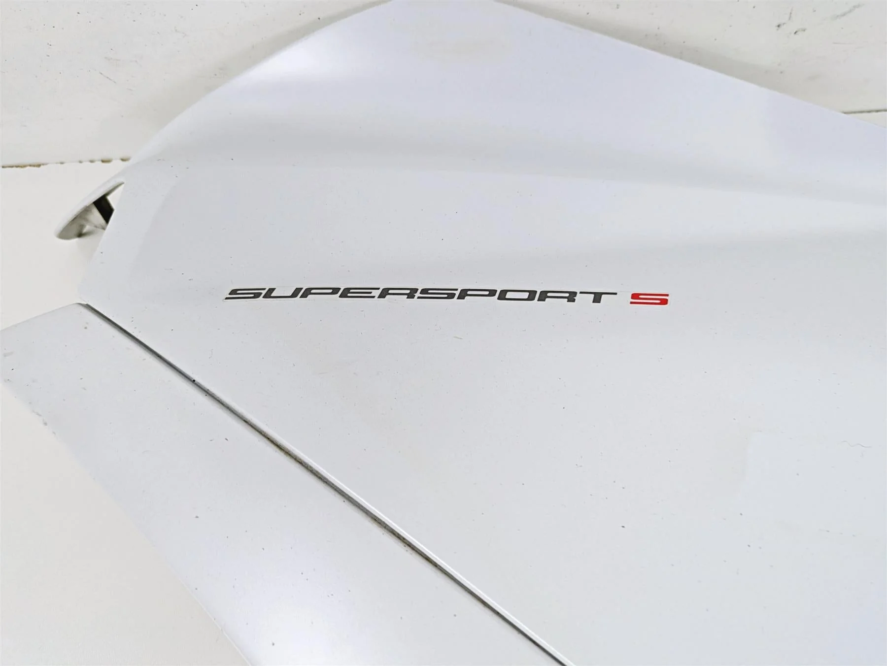 2019 Ducati Supersport 939 S Left Main Fairing Cover Set 48018841B 48018851B - Image 9