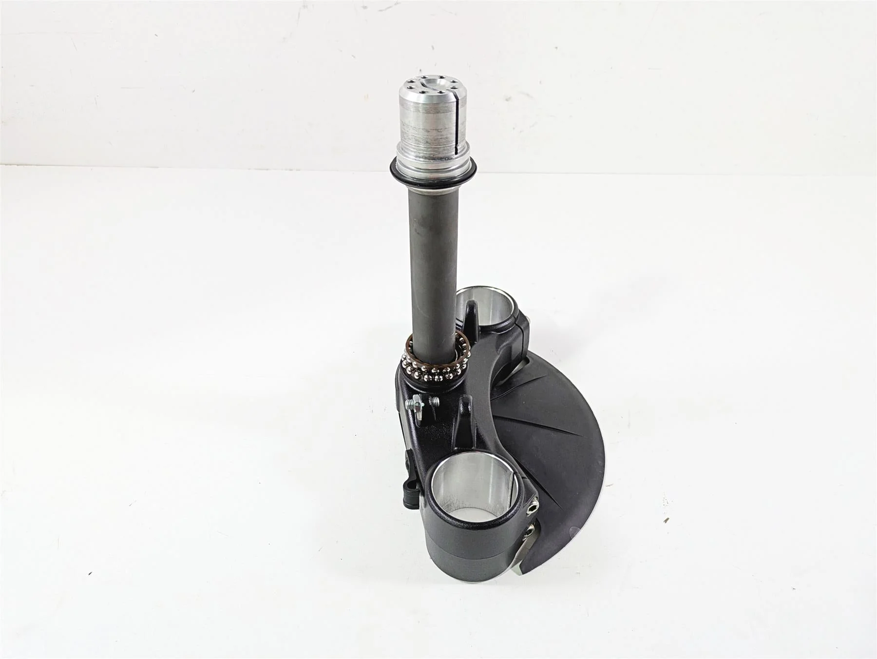 2019 Ducati Supersport 939 S Lower Triple Tree Steering Clamp 34220991AB - Image 2
