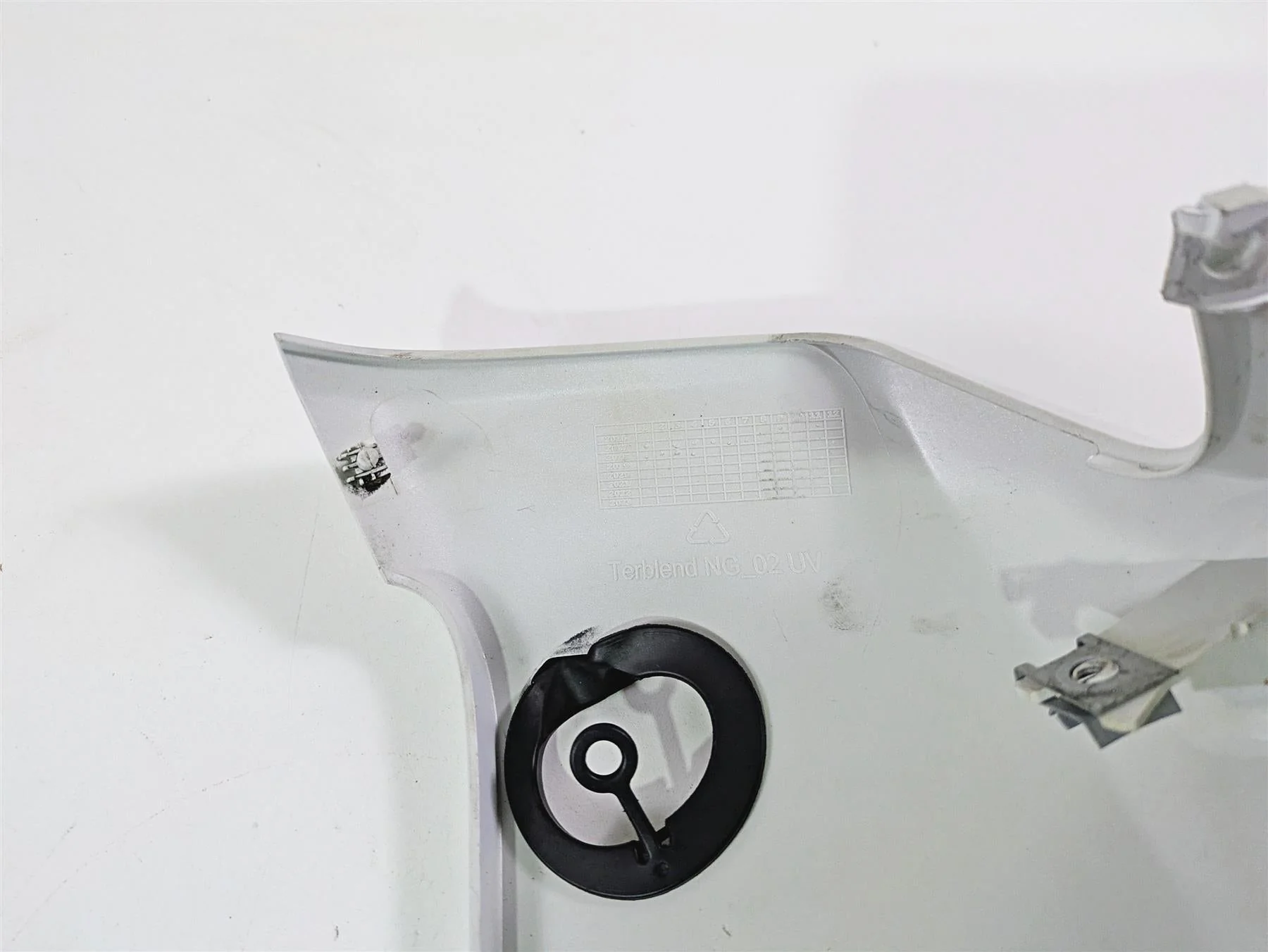 2019 Ducati Supersport 939 S Nose Headlight Cover Fairing READ 48113931A - Image 12