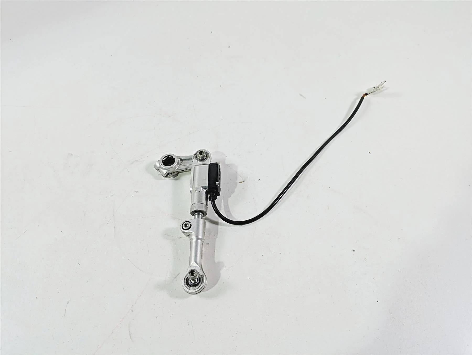 2019 Ducati Supersport 939 S Quickshifter Quick Shifter 55215483C - Image 2