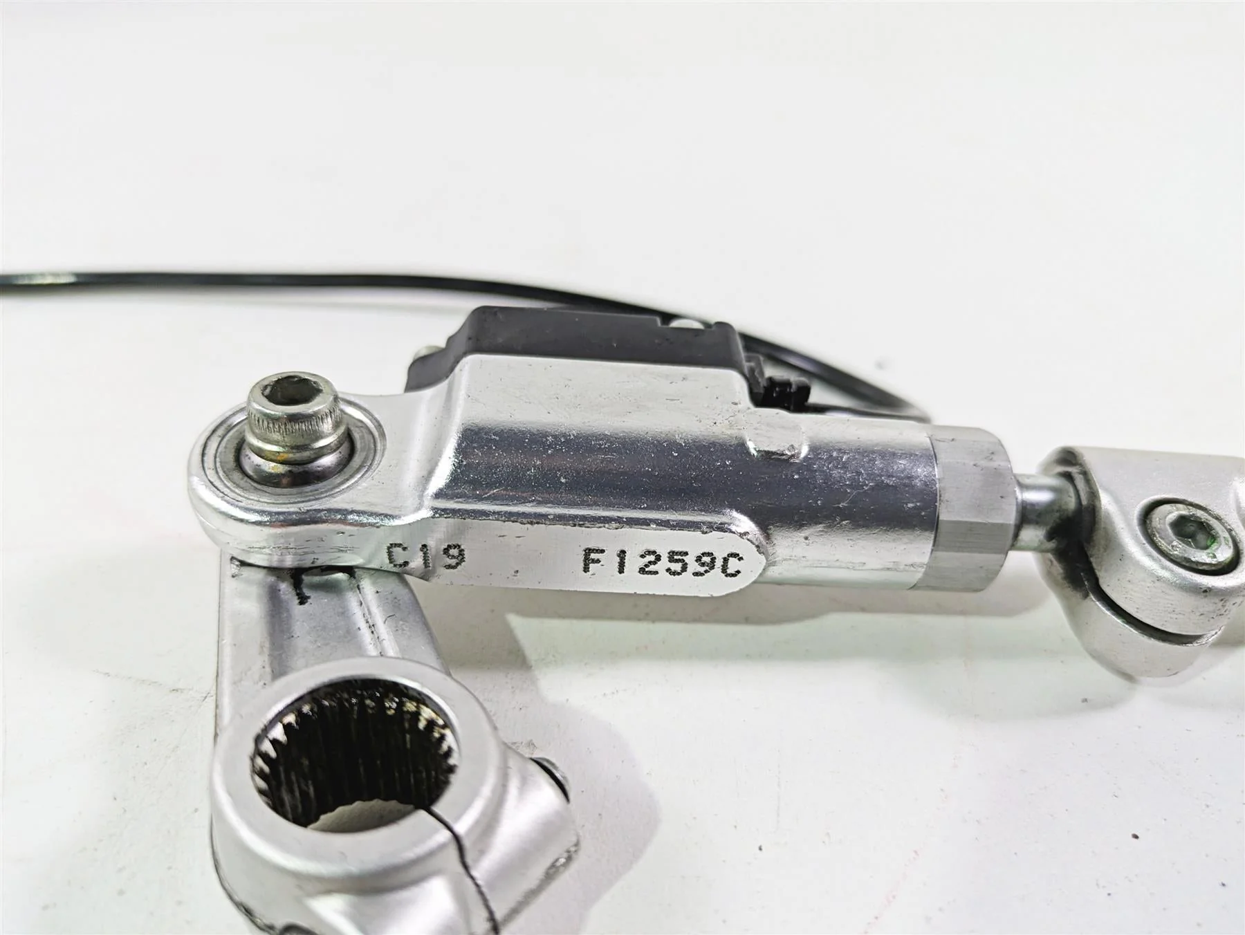 2019 Ducati Supersport 939 S Quickshifter Quick Shifter 55215483C - Image 7