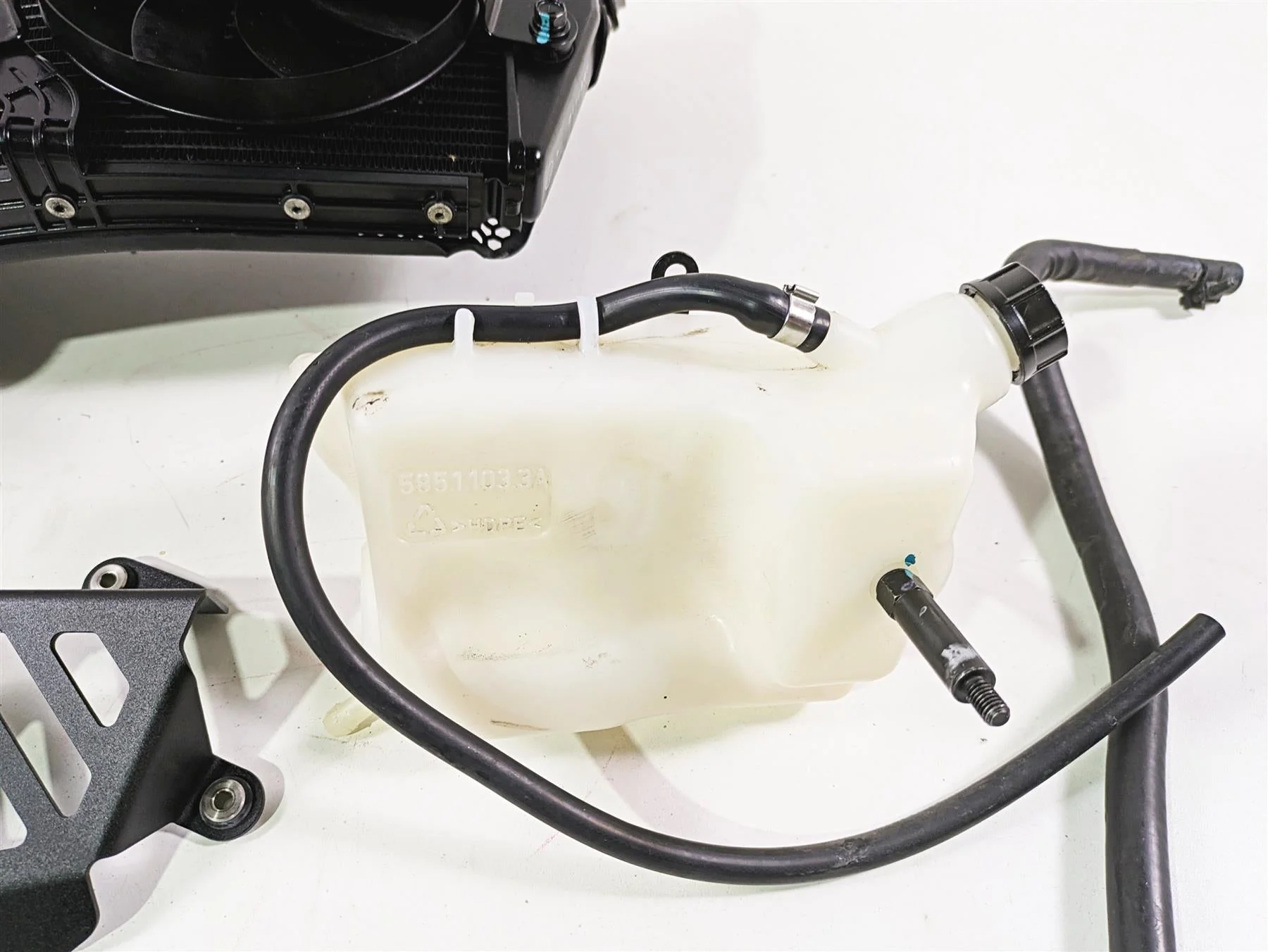 2019 Ducati Supersport 939 S Radiator Fan Reservoir Hoses - No Leaks 54841033A - Image 3