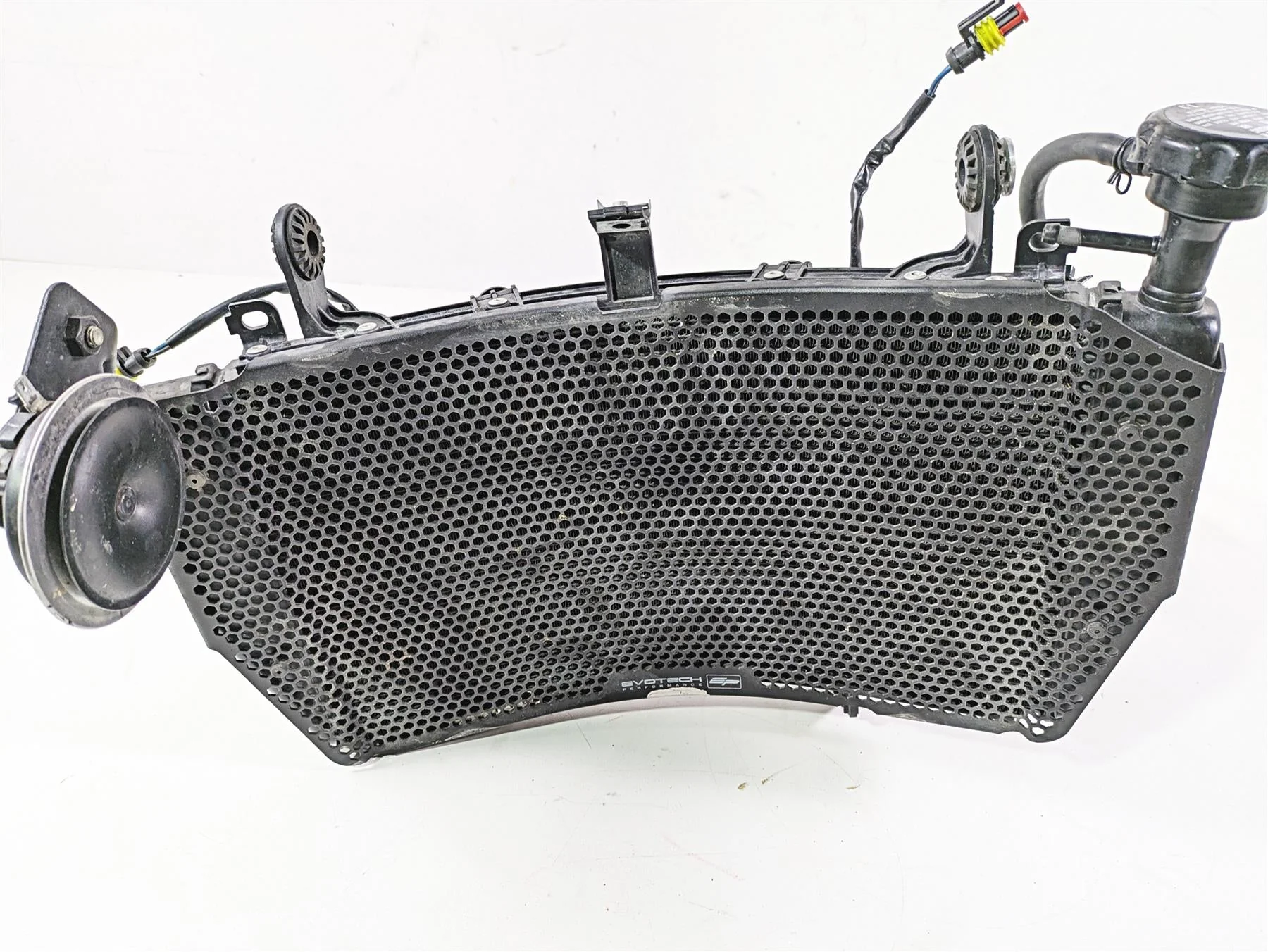 2019 Ducati Supersport 939 S Radiator Fan Reservoir Hoses - No Leaks 54841033A - Image 9