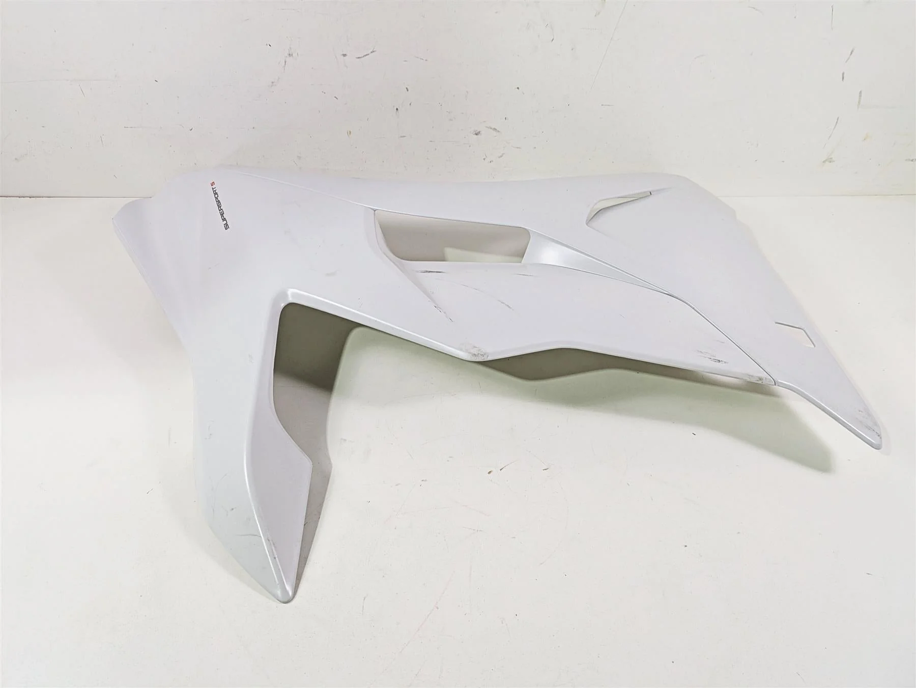 2019 Ducati Supersport 939 S Right Main Fairing Cover Set 48018821B 48018831B - Image 4
