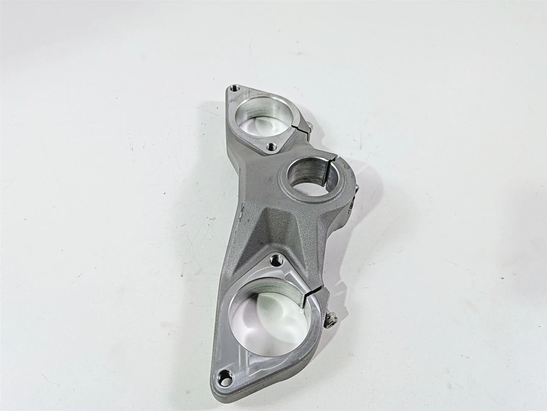 2019 Ducati Supersport 939 S Upper Triple Tree Steering Clamp 34111461AA - Image 2