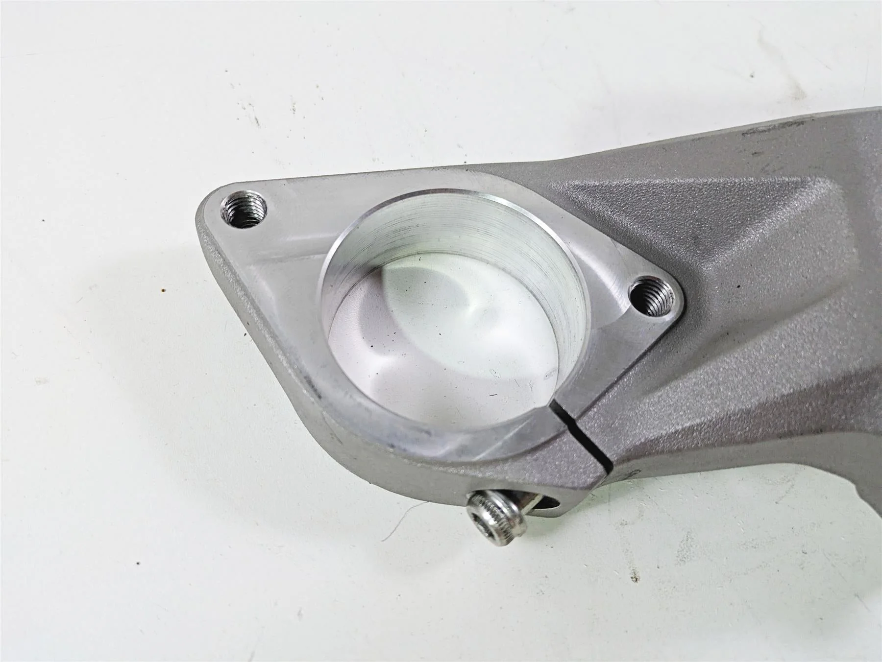 2019 Ducati Supersport 939 S Upper Triple Tree Steering Clamp 34111461AA - Image 8
