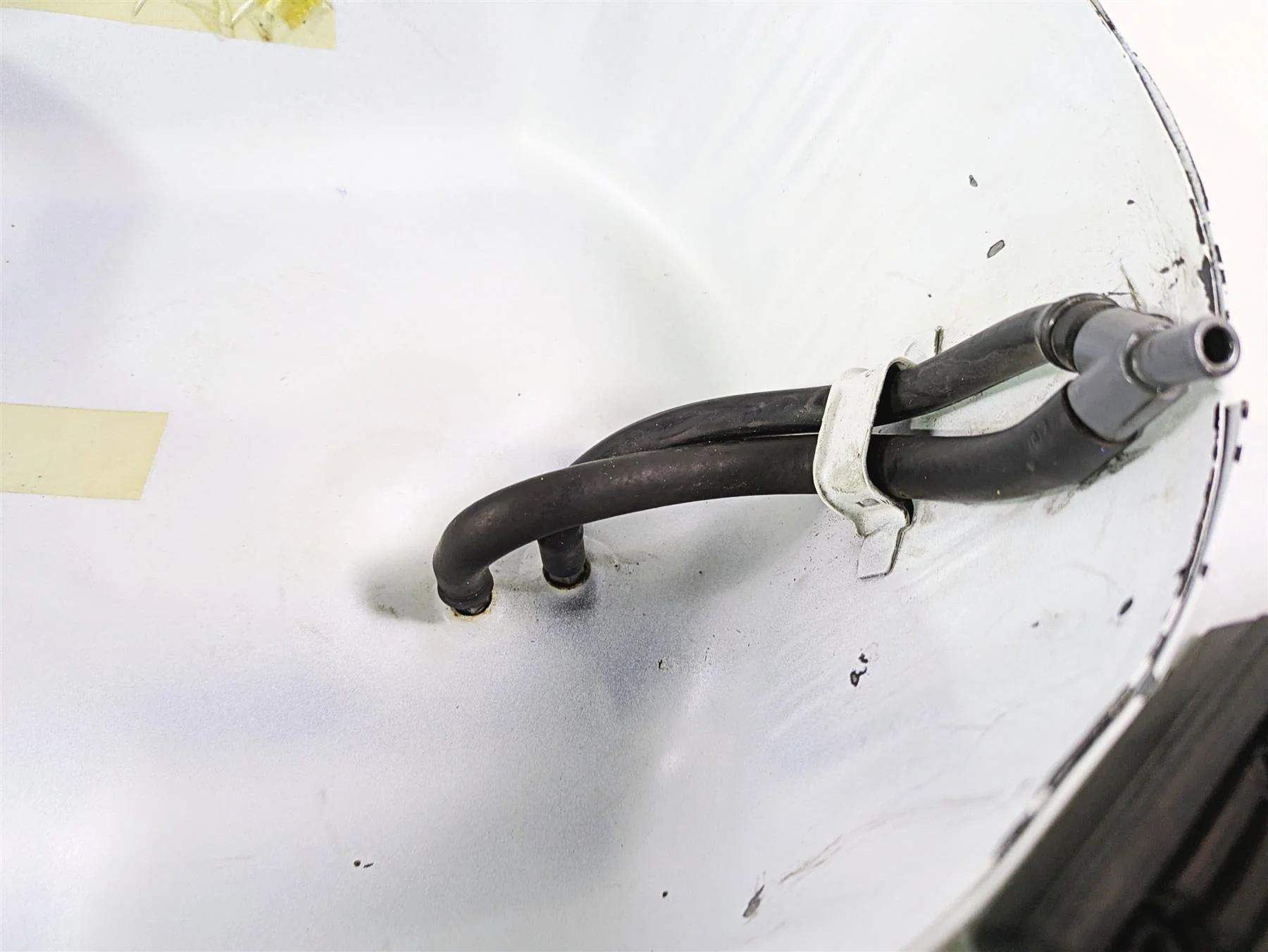 2019 Ducati Supersport 939 S White Dented Gas Fuel Petrol Tank 58612531BW - Image 11