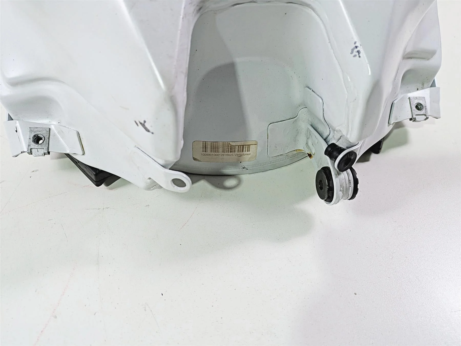 2019 Ducati Supersport 939 S White Dented Gas Fuel Petrol Tank 58612531BW - Image 7