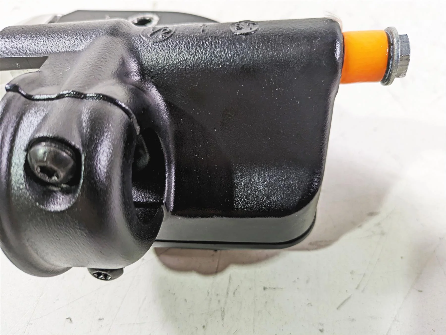 2019 Harley FLHCS Softail Heritage Front Brake Master Cylinder 1/2" 41700233 - Image 11