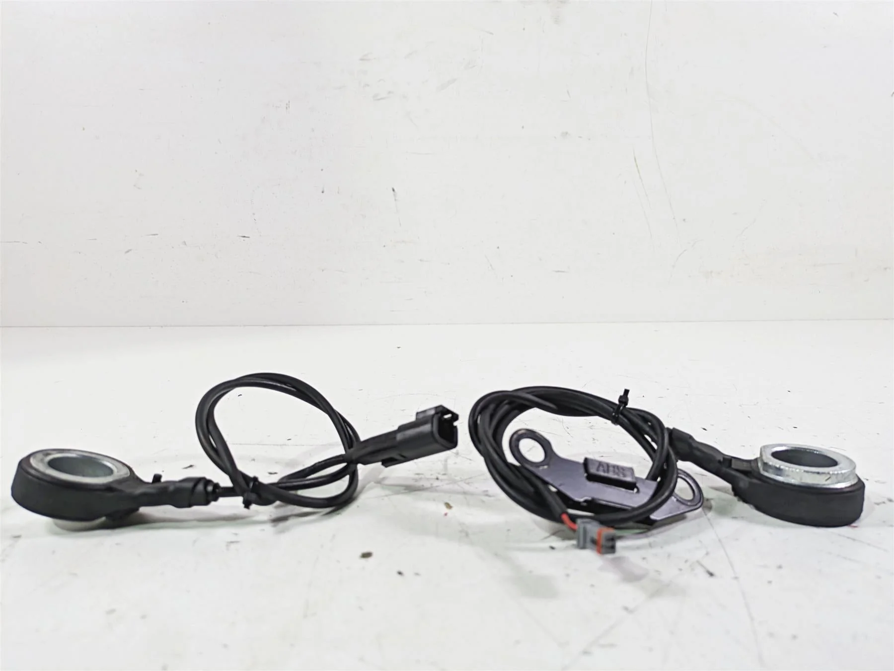 2019 Harley FLHCS Softail Heritage Front Rear Abs Brake Sensor Set 41100080 - Image 9