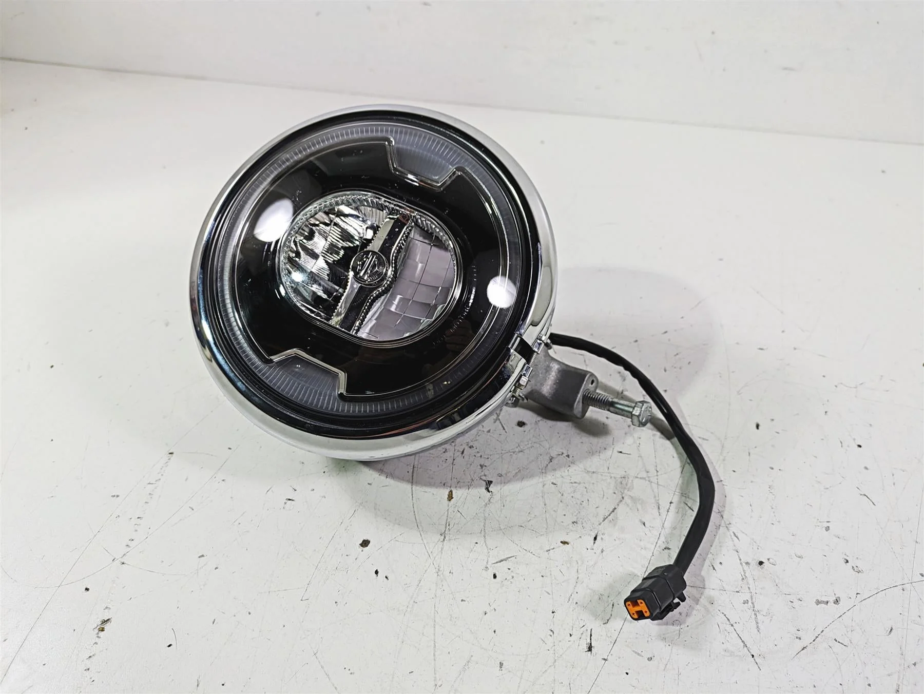 2019 Harley FLHCS Softail Heritage Headlight Head Light Lamp 7" 67700339A - Image 10