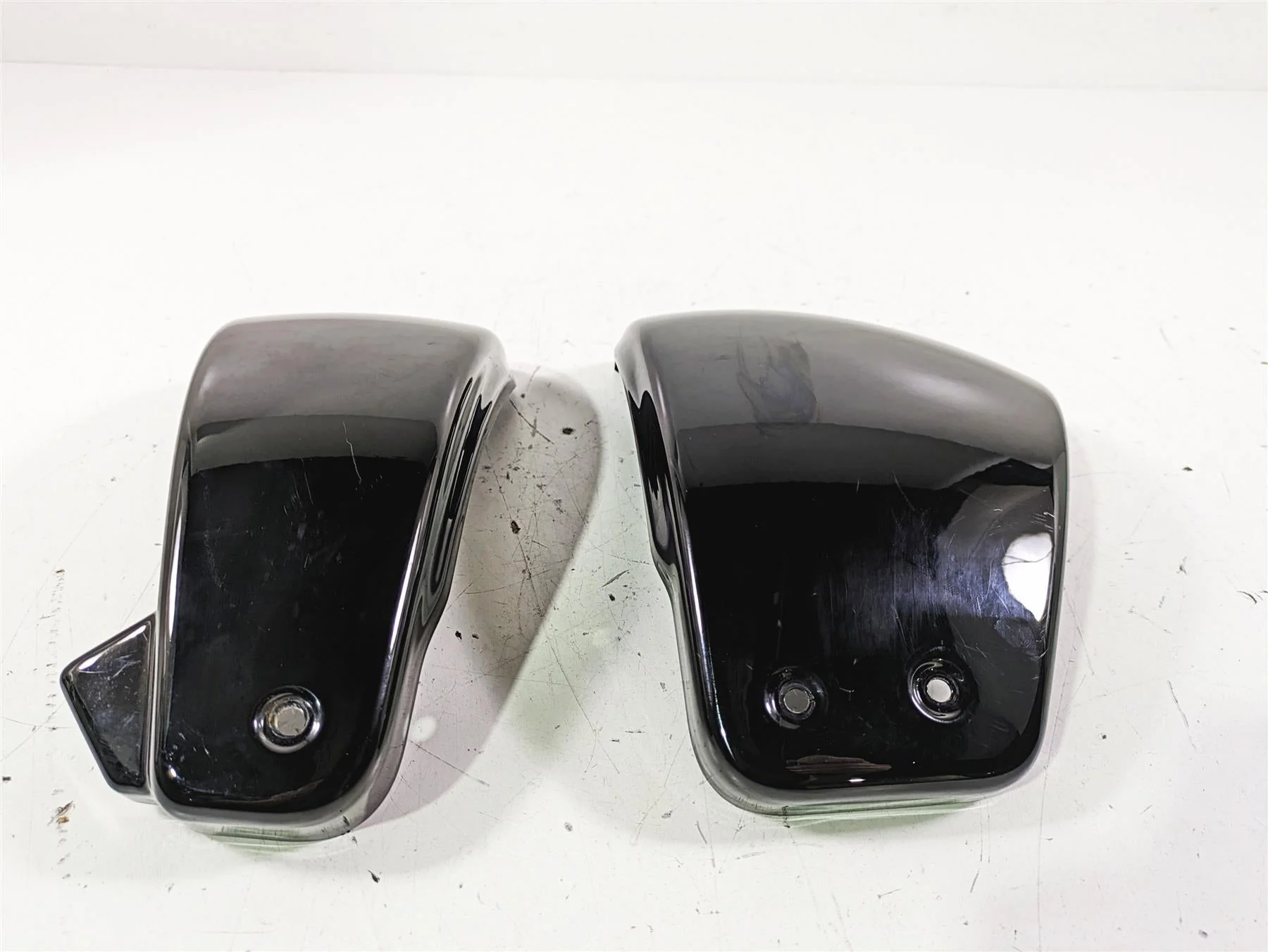 2019 Harley FLHCS Softail Heritage Left Right Side Cover Fairing Set 61300648 - Image 3