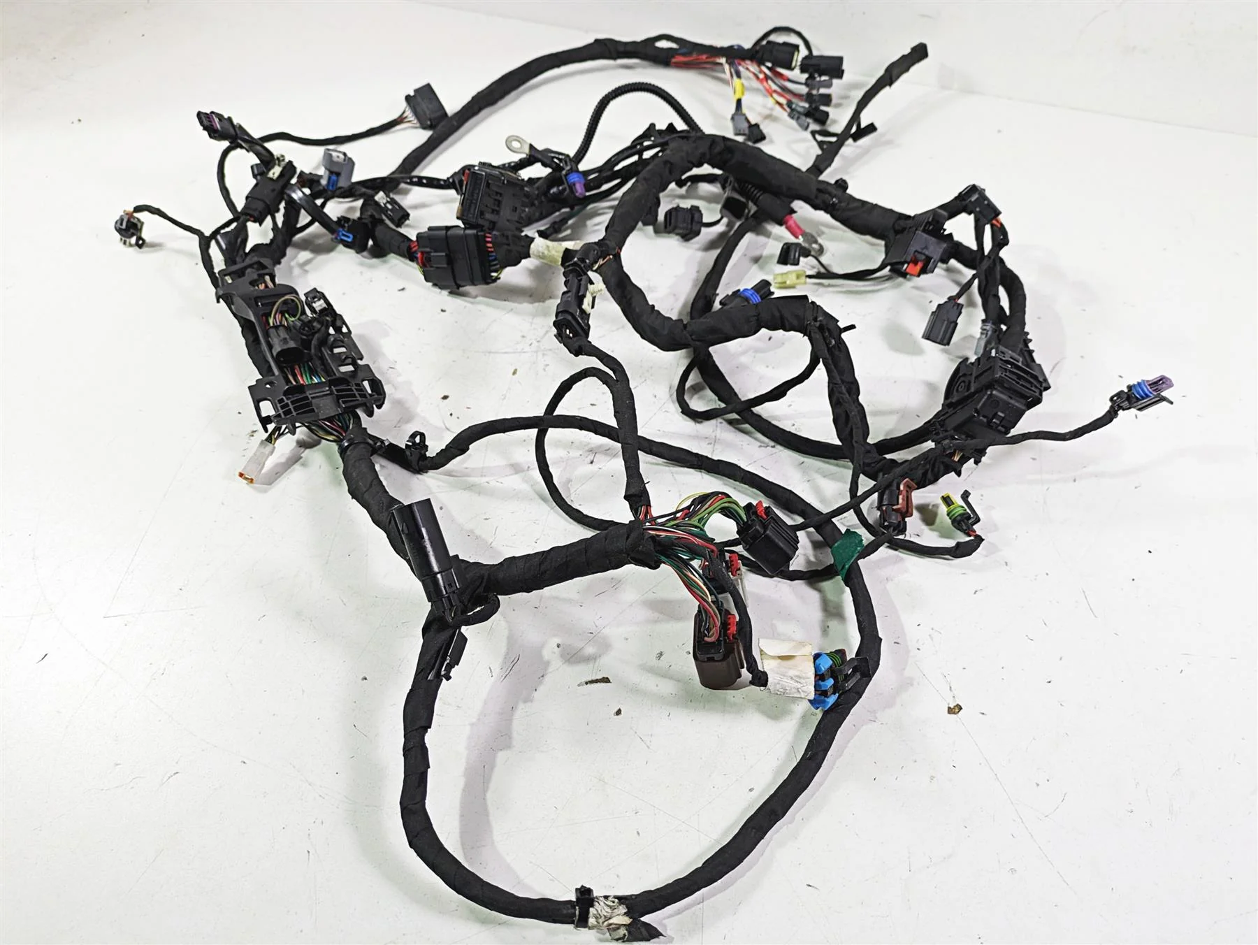 2019 Harley FLHCS Softail Heritage Main Wiring Harness Loom Abs -No Cut 69201492 - Image 11